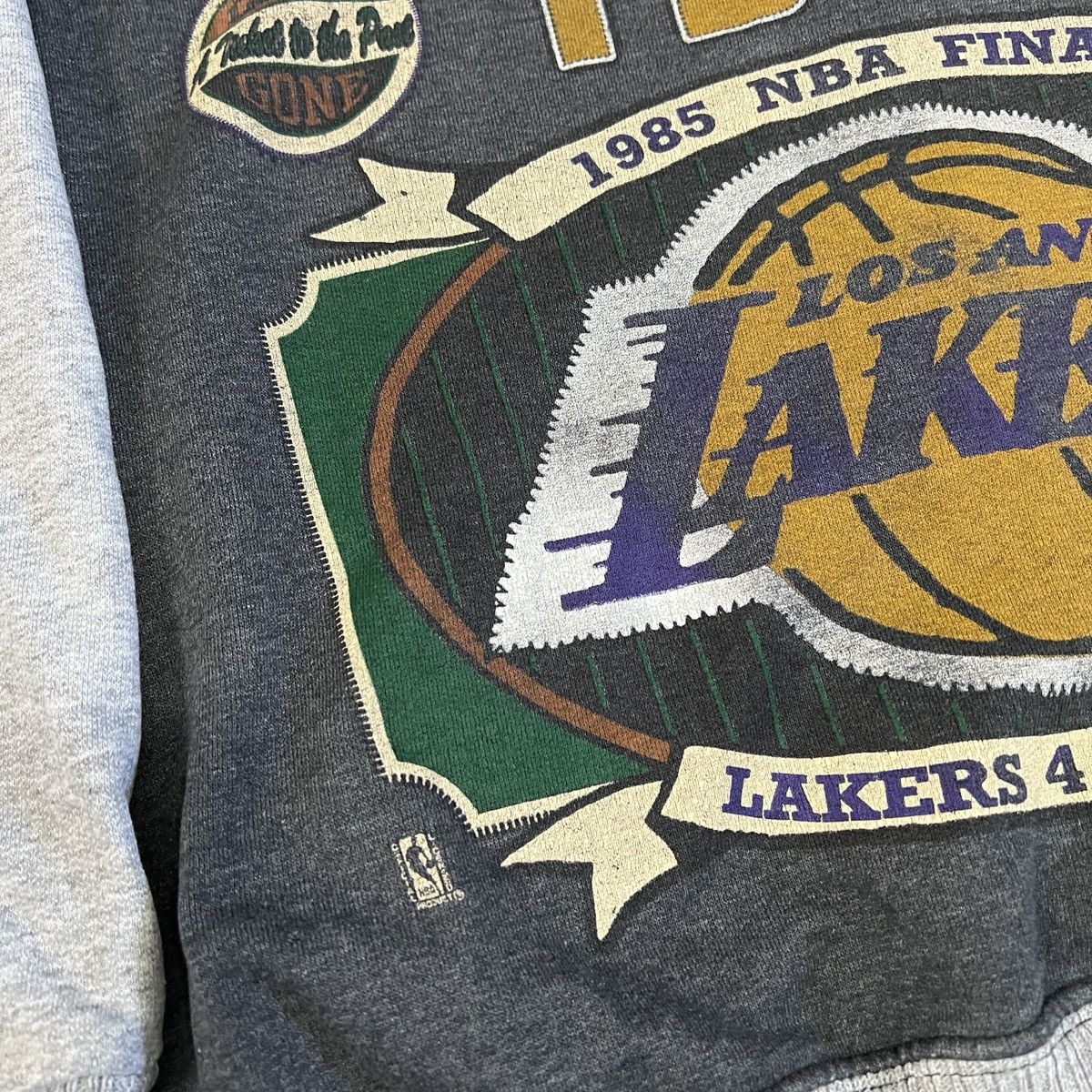 NBA × Vintage Crazy Vintage 1992 long gone x NBA Lakers sweatshirt Size US M / EU 48-50 / 2 - 5 Thumbnail