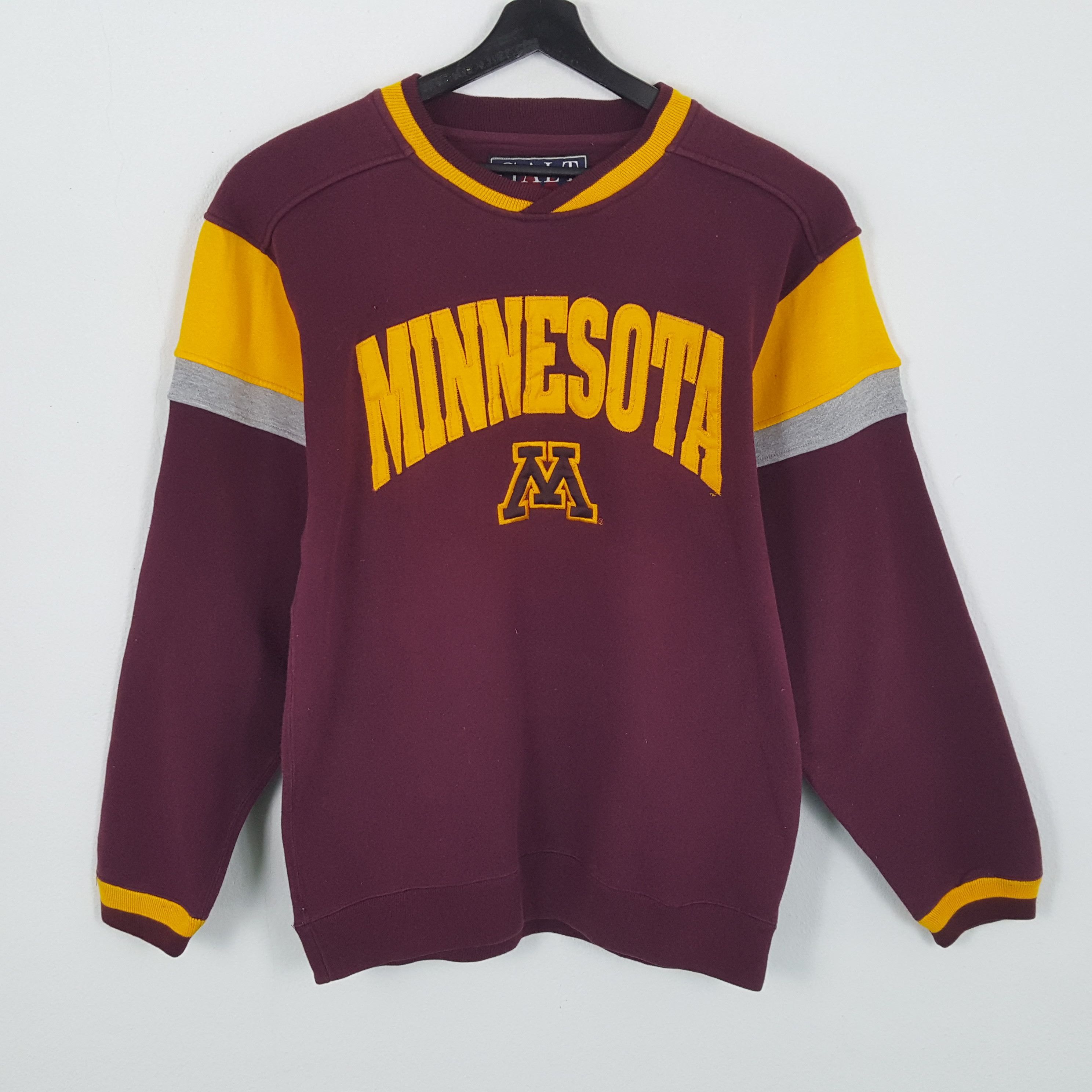 MINNESOTA American Sports Team Center Design Sweatshirt
