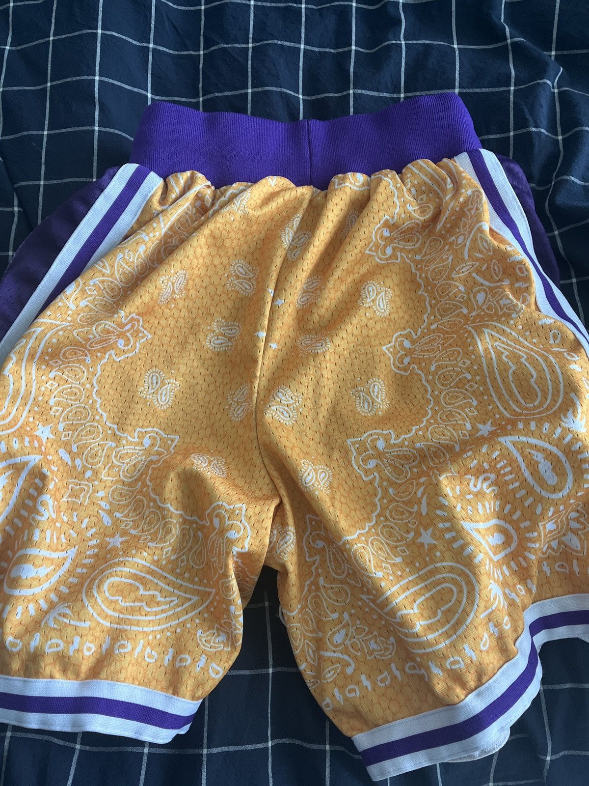 Collect and Select Collect and select laker shorts Size US 32 / EU 48 - 2 Thumbnail