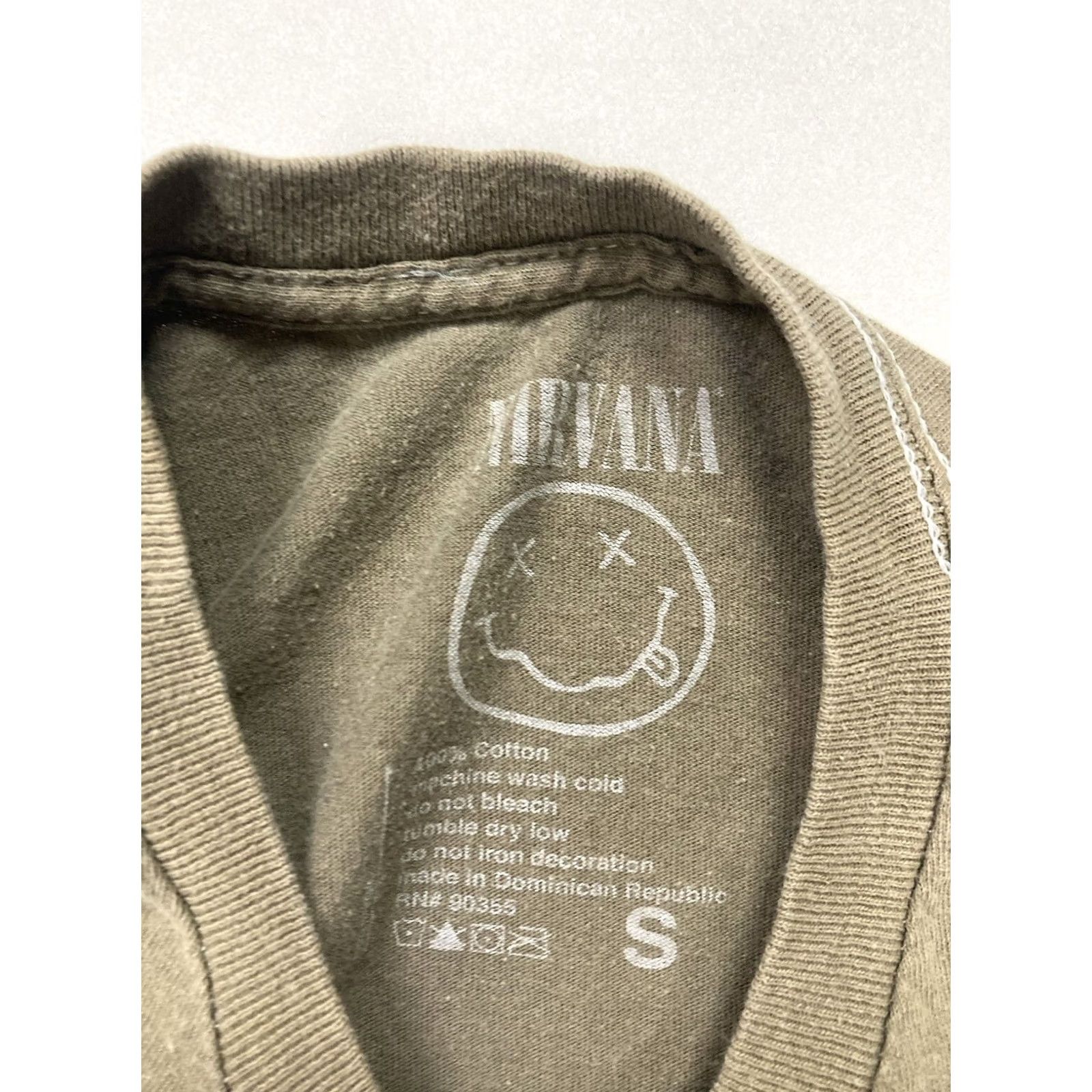 Olive Nirvana Graphic T-shirt Women Small Olive Green Short Sleeve Music Shirt XS? Size S / US 4 / IT 40 - 4 Thumbnail