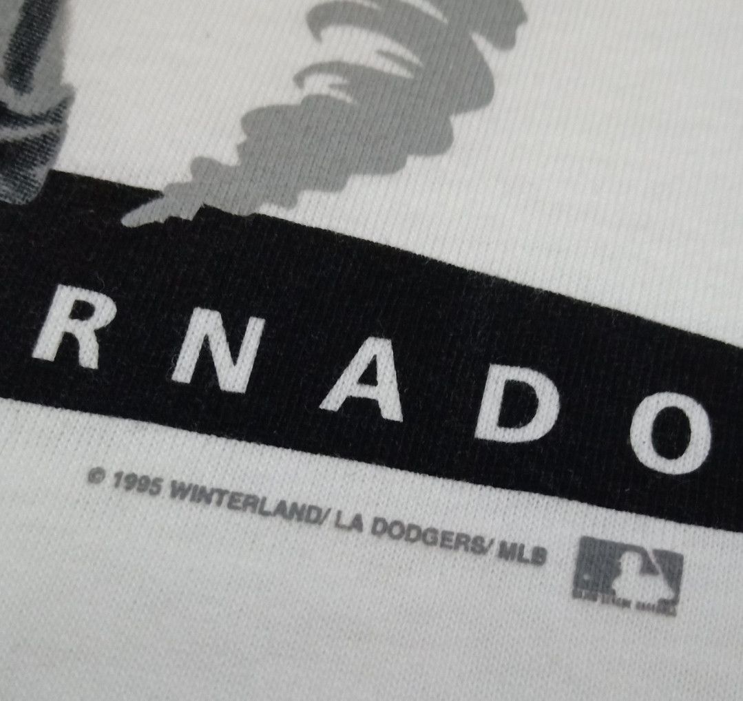 MLB Vintage 90s NOS Hideo Nomo "The Tornado" LA Dodgers T-shirt Size US L / EU 52-54 / 3 - 7 Thumbnail