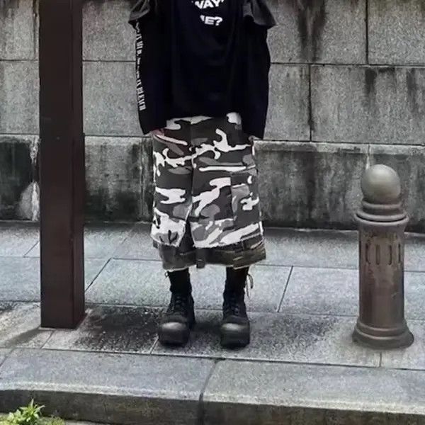 Japanese Brand Kihara x Kida Fake Two Piece Spliced Camouflage Cargo Shorts Size US 32 / EU 48 - 8 Thumbnail