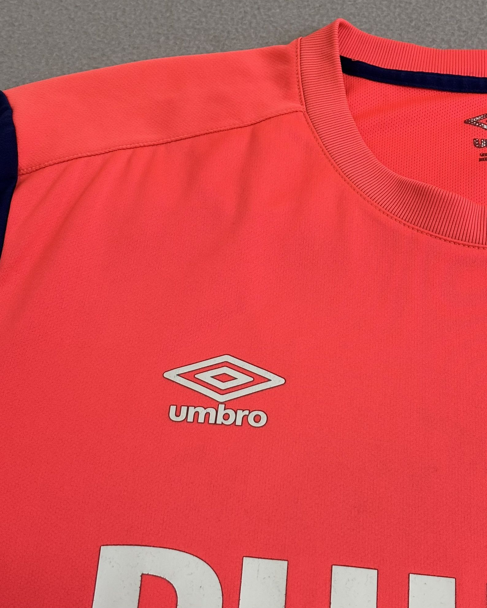 Umbro PSV Eindhoven 2015/2016 Umbro Training Jersey Size XXL Size US XXL / EU 58 / 5 - 7 Thumbnail