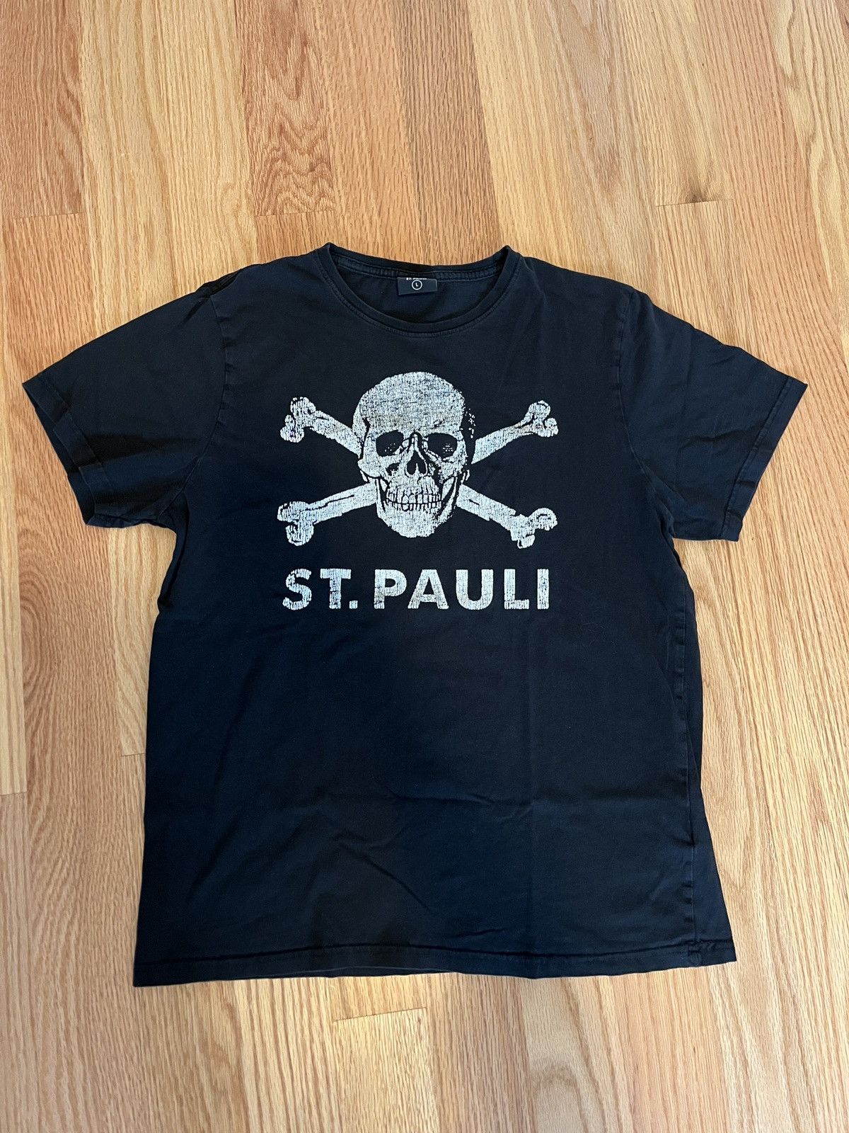 Vintage St. Pauli Skull T Shirt Black Size US M / EU 48-50 / 2 - 1 Thumbnail