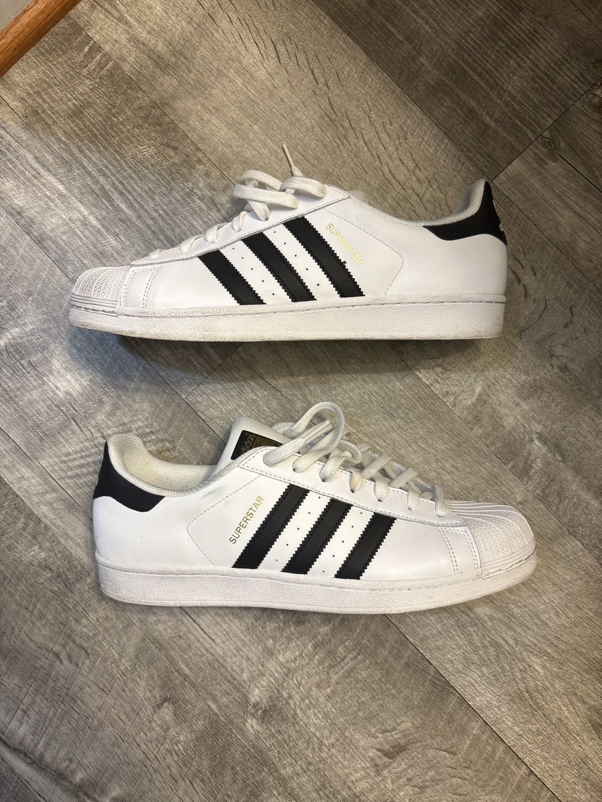Adidas Adidas Superstar Size US 11.5 / EU 44-45 - 2 Thumbnail