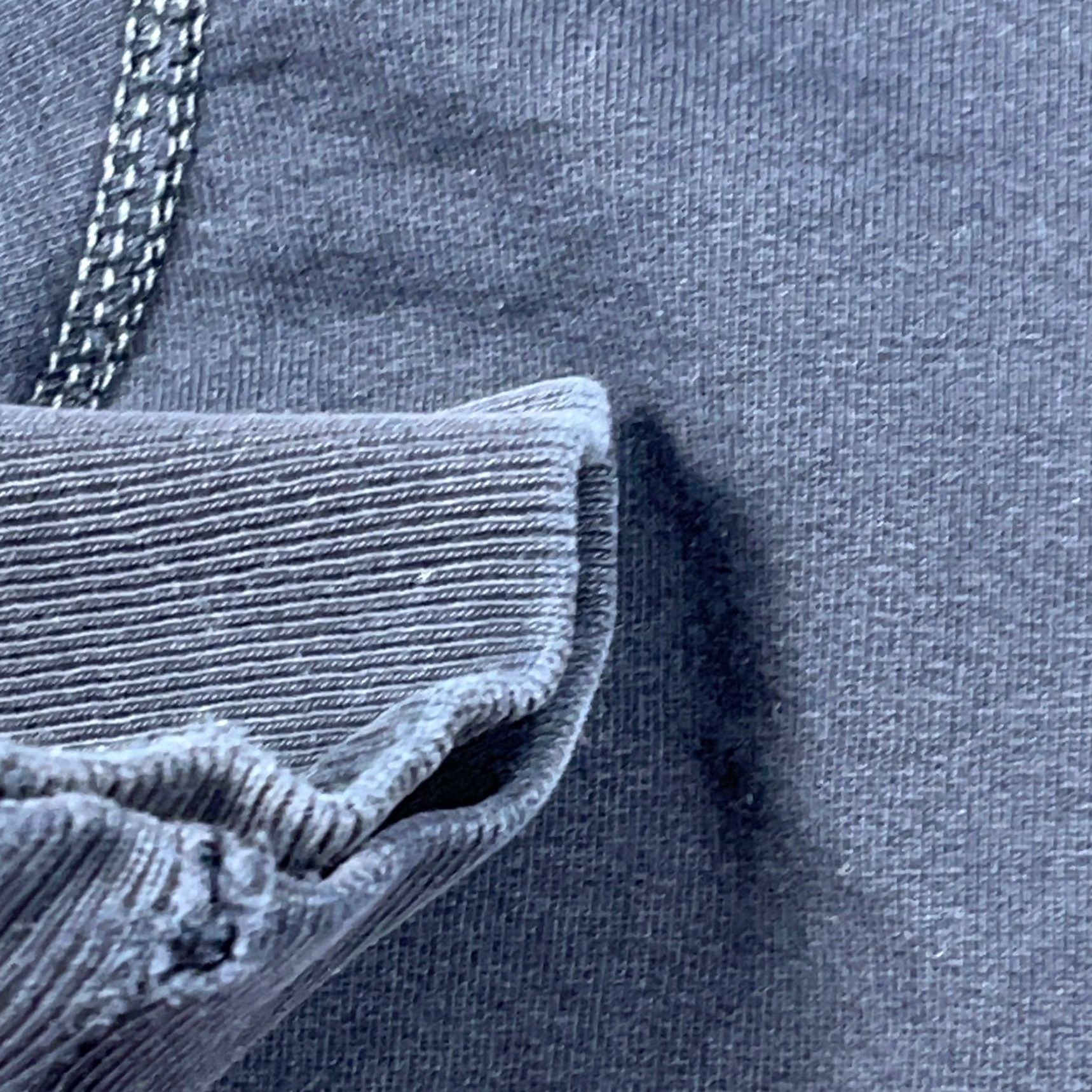 American Eagle Outfitters VINTAGE American Eagle Hoodie Men Small Black Sweatshirt AE77 Distressed Size US S / EU 44-46 / 1 - 6 Thumbnail