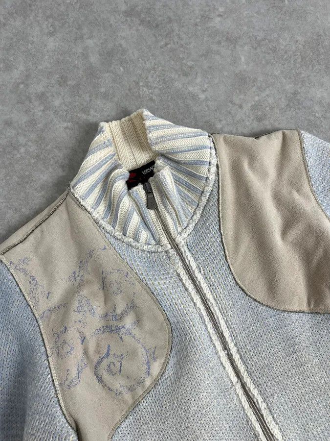Versace 2000s Versace Blue & Beige Patch Zip-Up Sweater Size US S / EU 44-46 / 1 - 5 Thumbnail