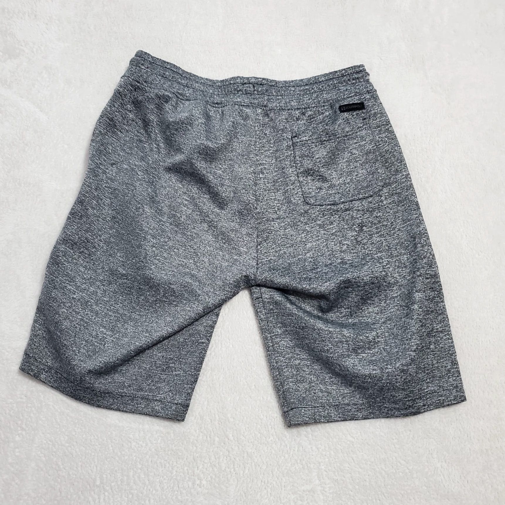 Southpole Southpole Sweat Shorts Men XL Gray Drawstring Zip Pockets Athletic Shorts Mens XL Gray Sweat Size US 36 / EU 52 - 2 Thumbnail