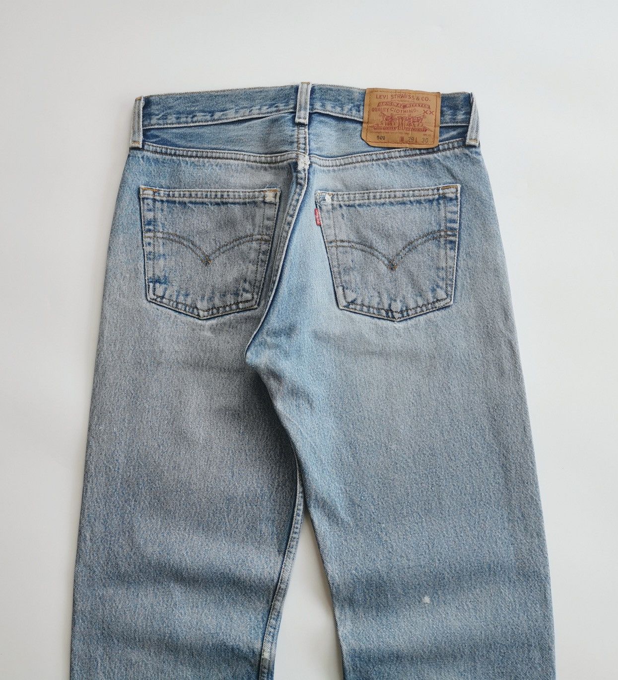 Vintage Vintage 90s Levis 501 Distressed Light Blue Faded Jeans Size US 28 / EU 44 - 6 Thumbnail