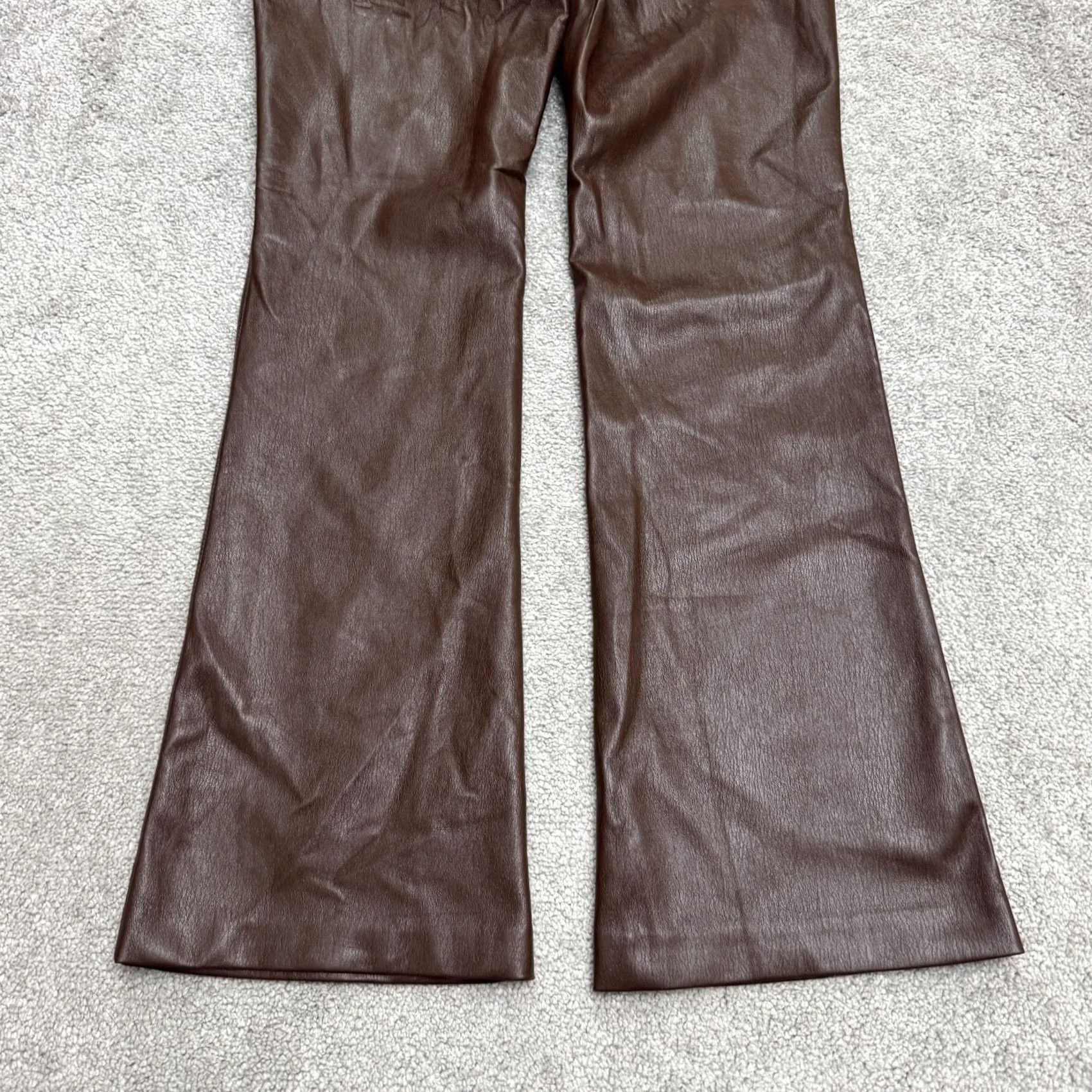 Aritzia Babaton Aritzia Vegan Leather High Rise Flared Pants Brown Trouser 4 Womens Size 27" / US 4 / IT 40 - 6 Thumbnail