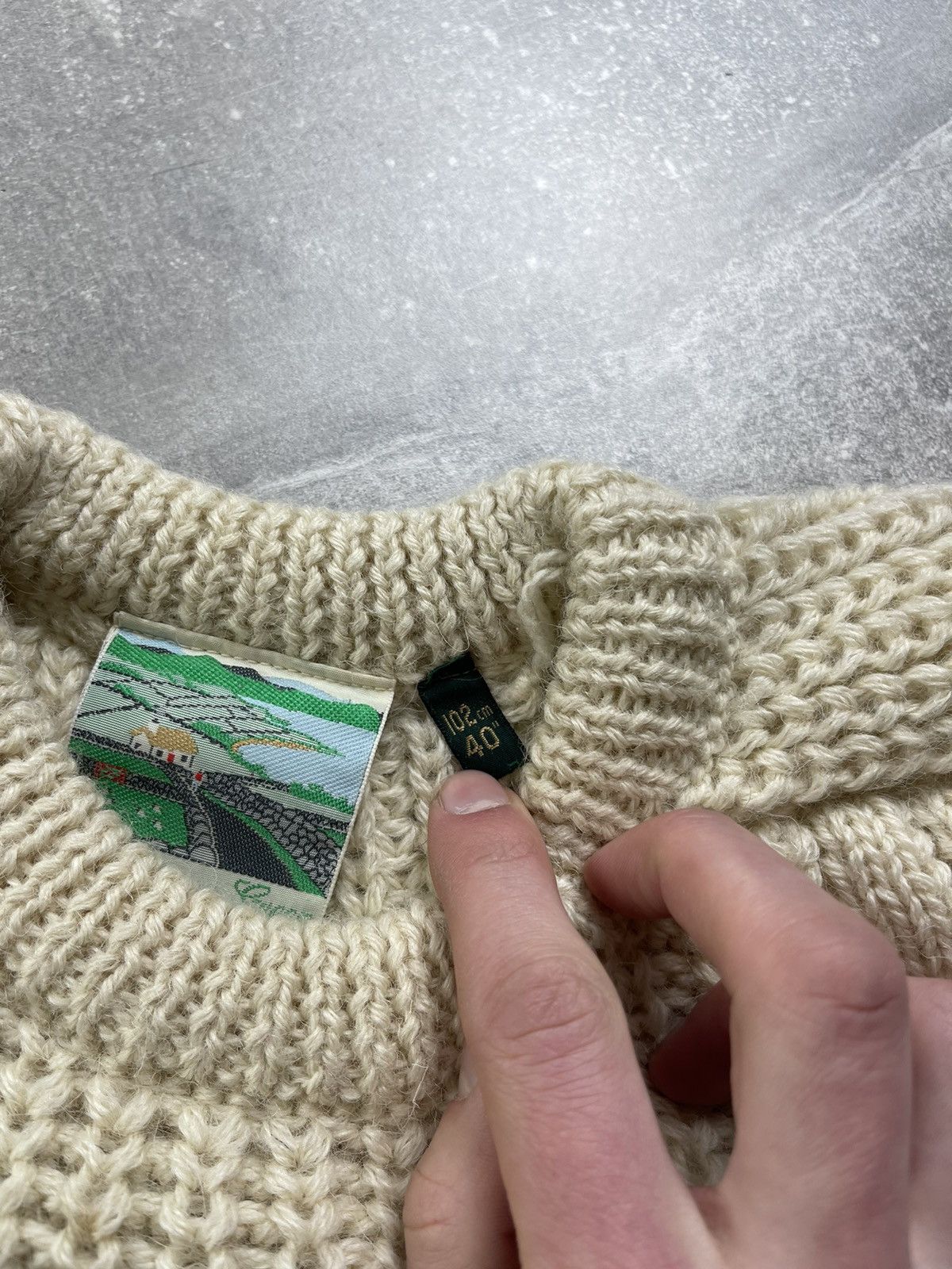 Vintage Gaeltarra Aran Irish Wool Cable Knit Sweater Natural Cream Size US L / EU 52-54 / 3 - 10 Thumbnail