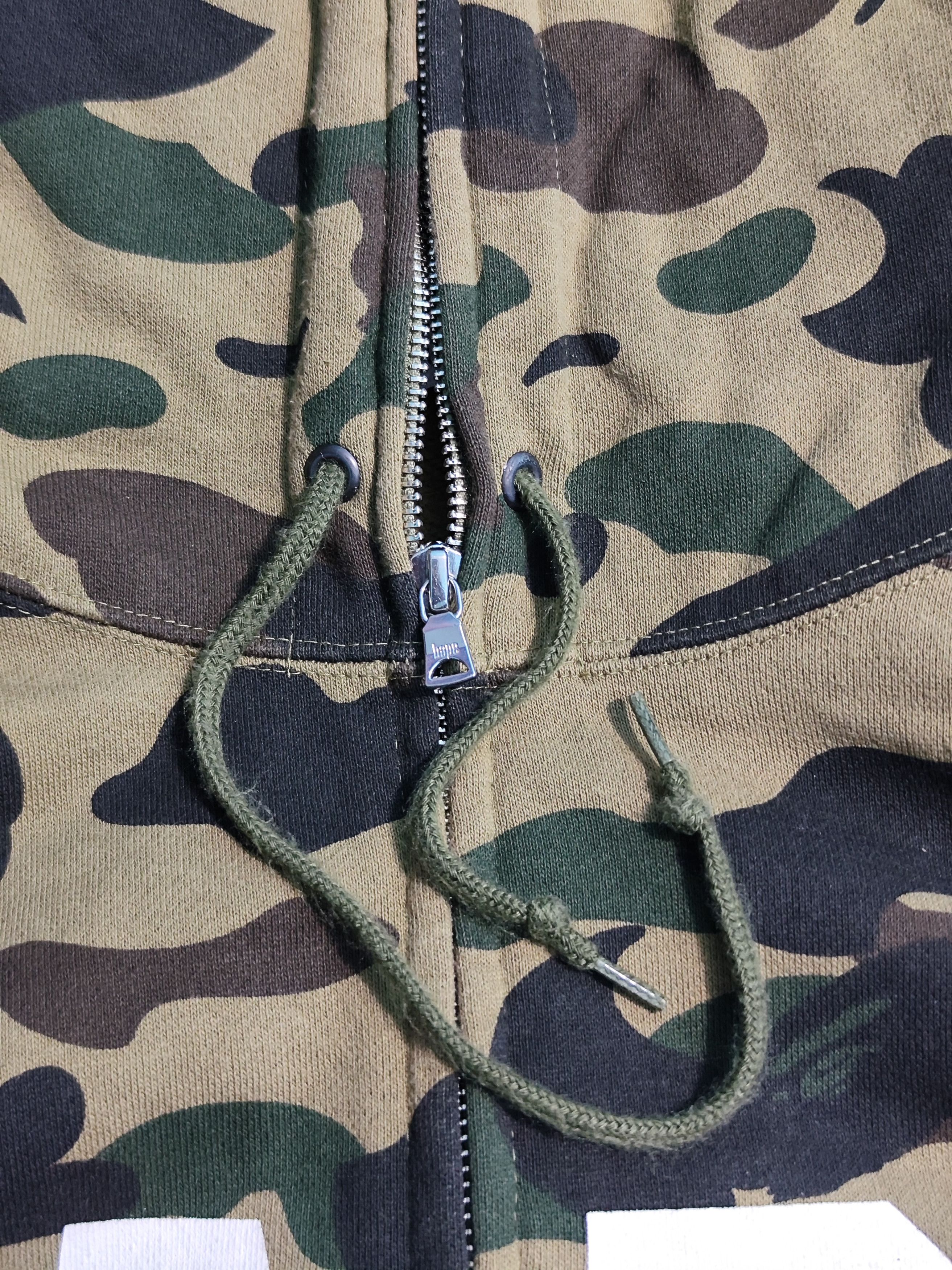 Bape × Undefeated BAPE × Undefeated - 1st Camo Ronin Full Zip Hoodie Rare Size US XXL / EU 58 / 5 - 7 Thumbnail