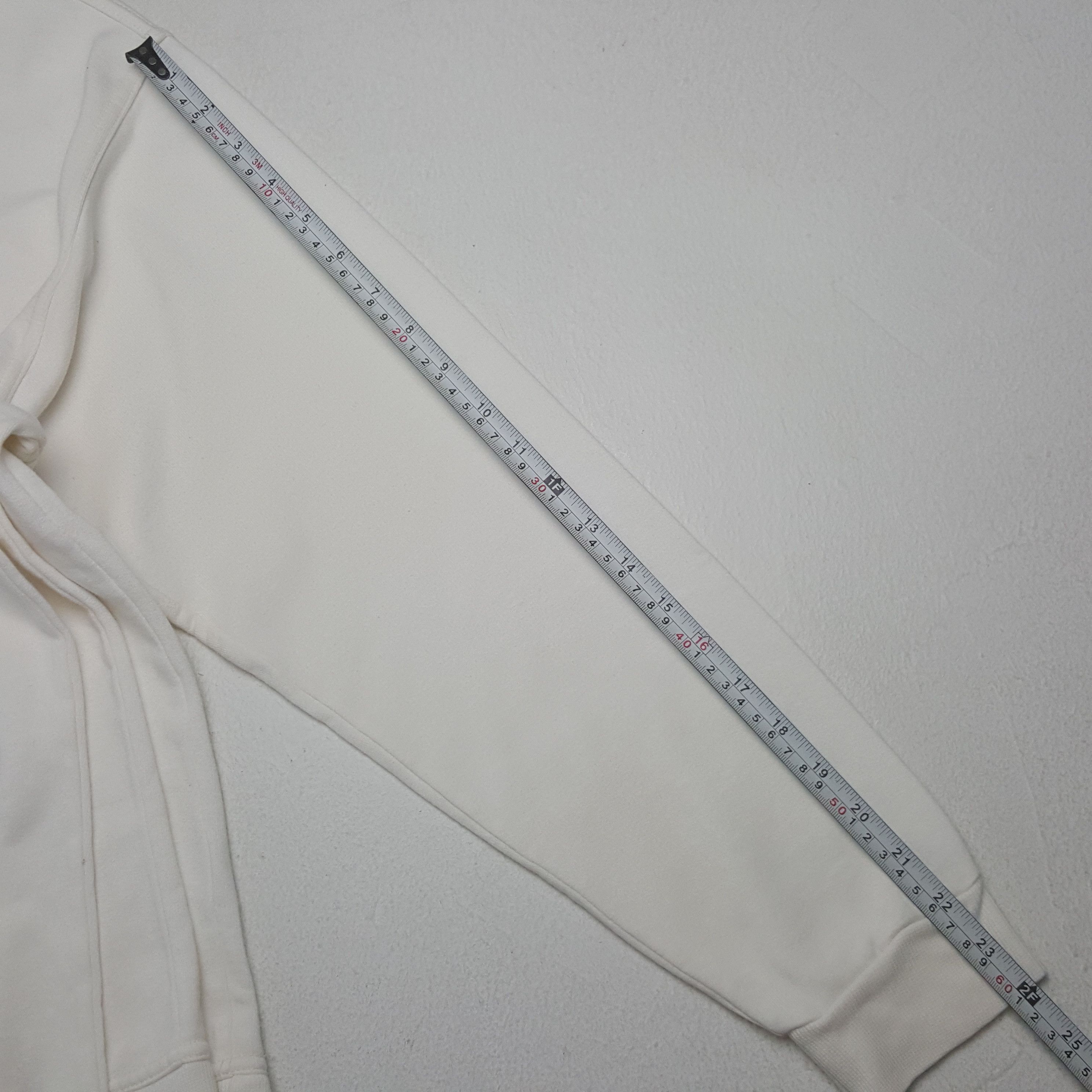 Burberry Vintage Burberrys Of London Embroidery Spellout Sweatshirt Size US M / EU 48-50 / 2 - 6 Thumbnail