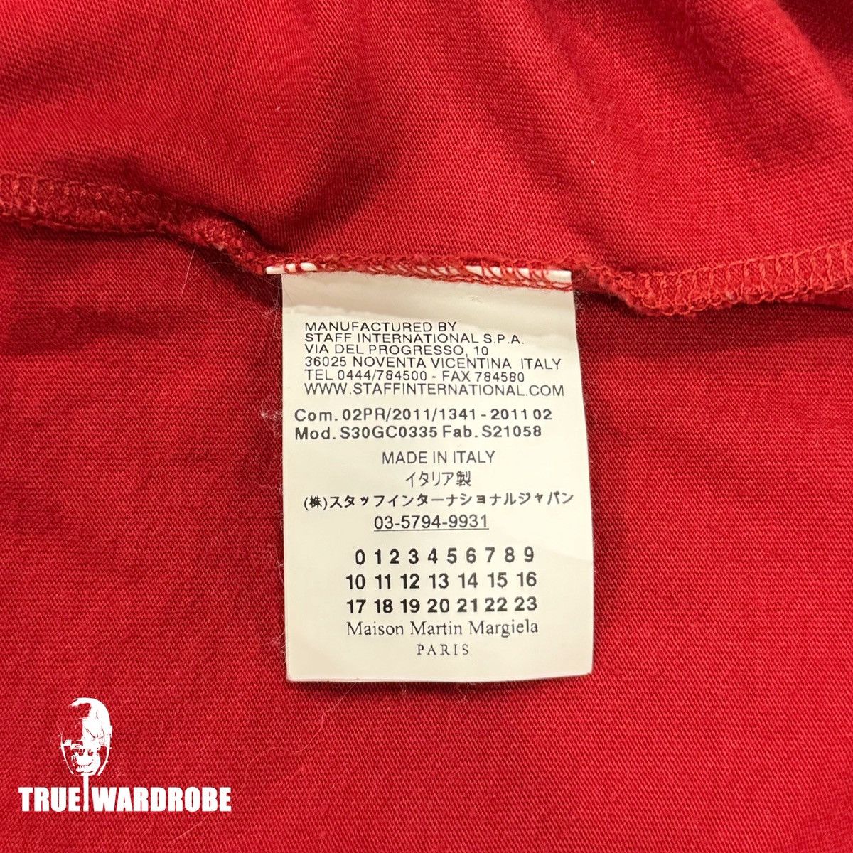 Maison Margiela FW11 Maison Margiela Shield Emblem Red Blood T Shirt Size US M / EU 48-50 / 2 - 4 Thumbnail