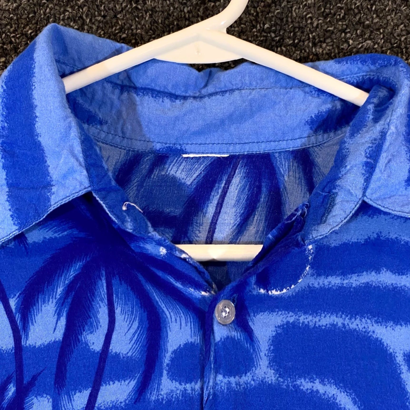 Vintage VINTAGE Hawaiian Shirt Mens Medium Blue Floral Button-Up Top Short Sleeve Casual Shirt Size US M / EU 48-50 / 2 - 3 Thumbnail