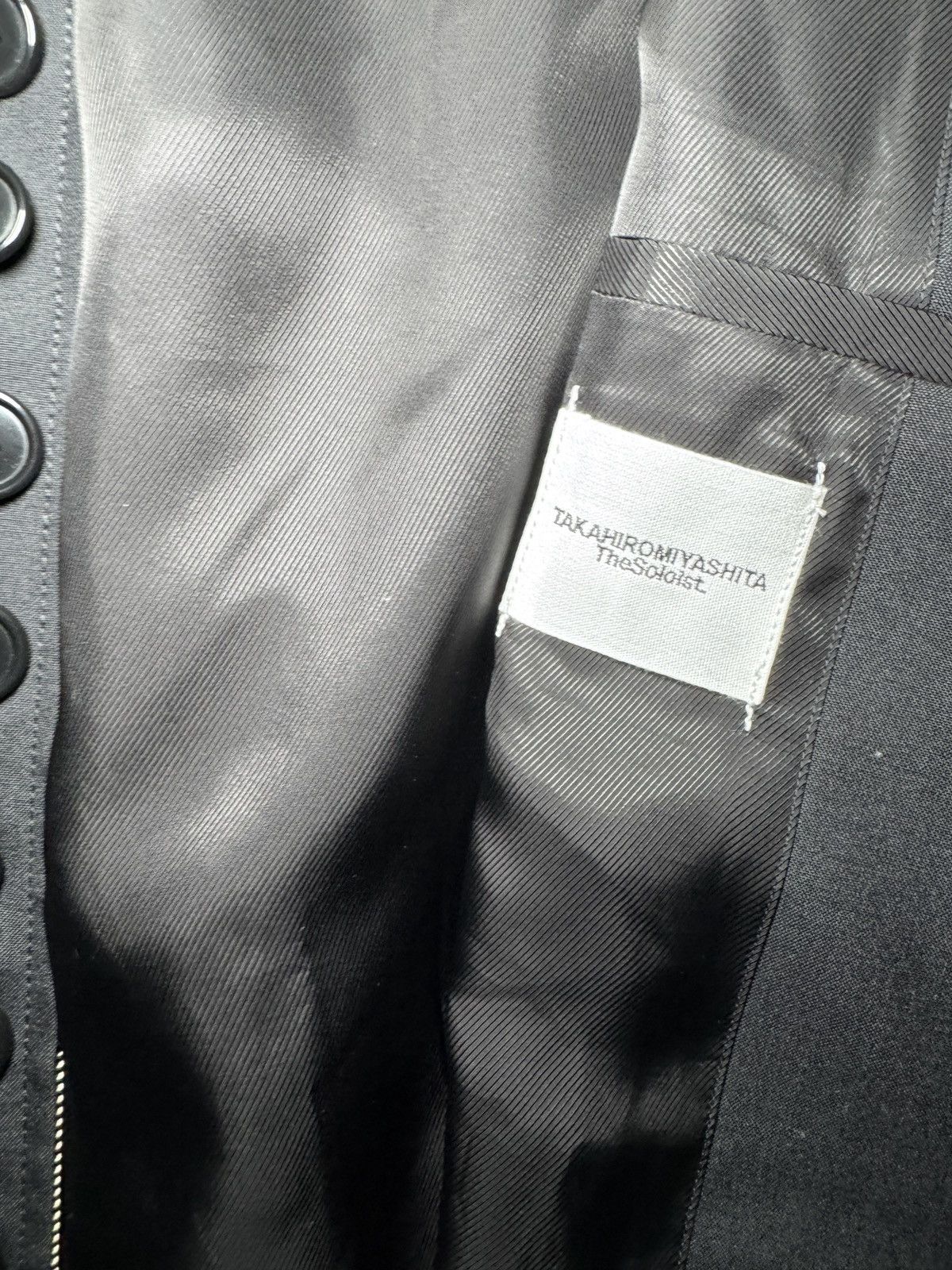 Takahiromiyashita The Soloist. TAKAHIROMIYASHITA TheSoloist. SS25 Button Embellished Jacket Size US L / EU 52-54 / 3 - 2 Thumbnail