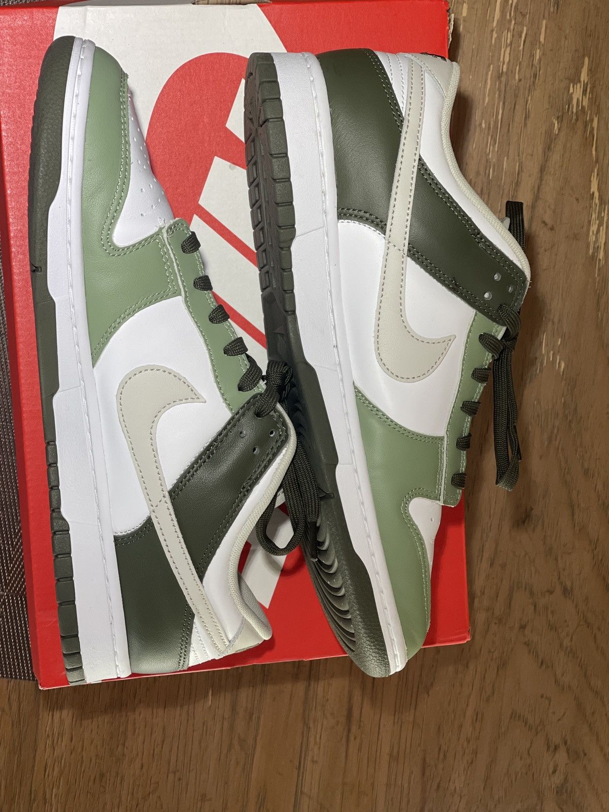 Nike NIKE DUNK LOW OLIVE Size US 11 / EU 44 - 10 Thumbnail