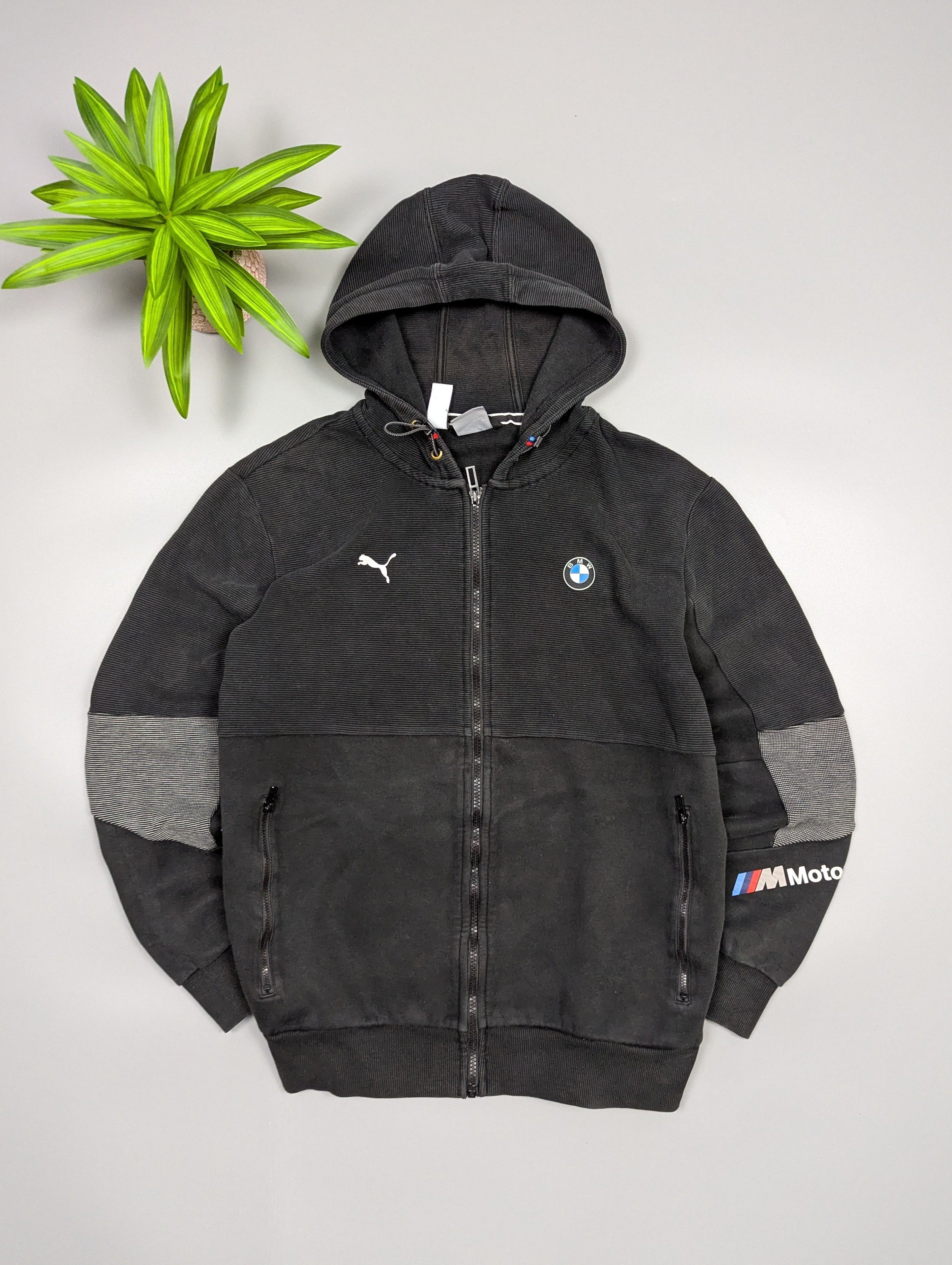 BMW × Puma Puma x BMW M Motorsport Distressed Black Hoodie Full Zip Size US L / EU 52-54 / 3 - 1 Thumbnail