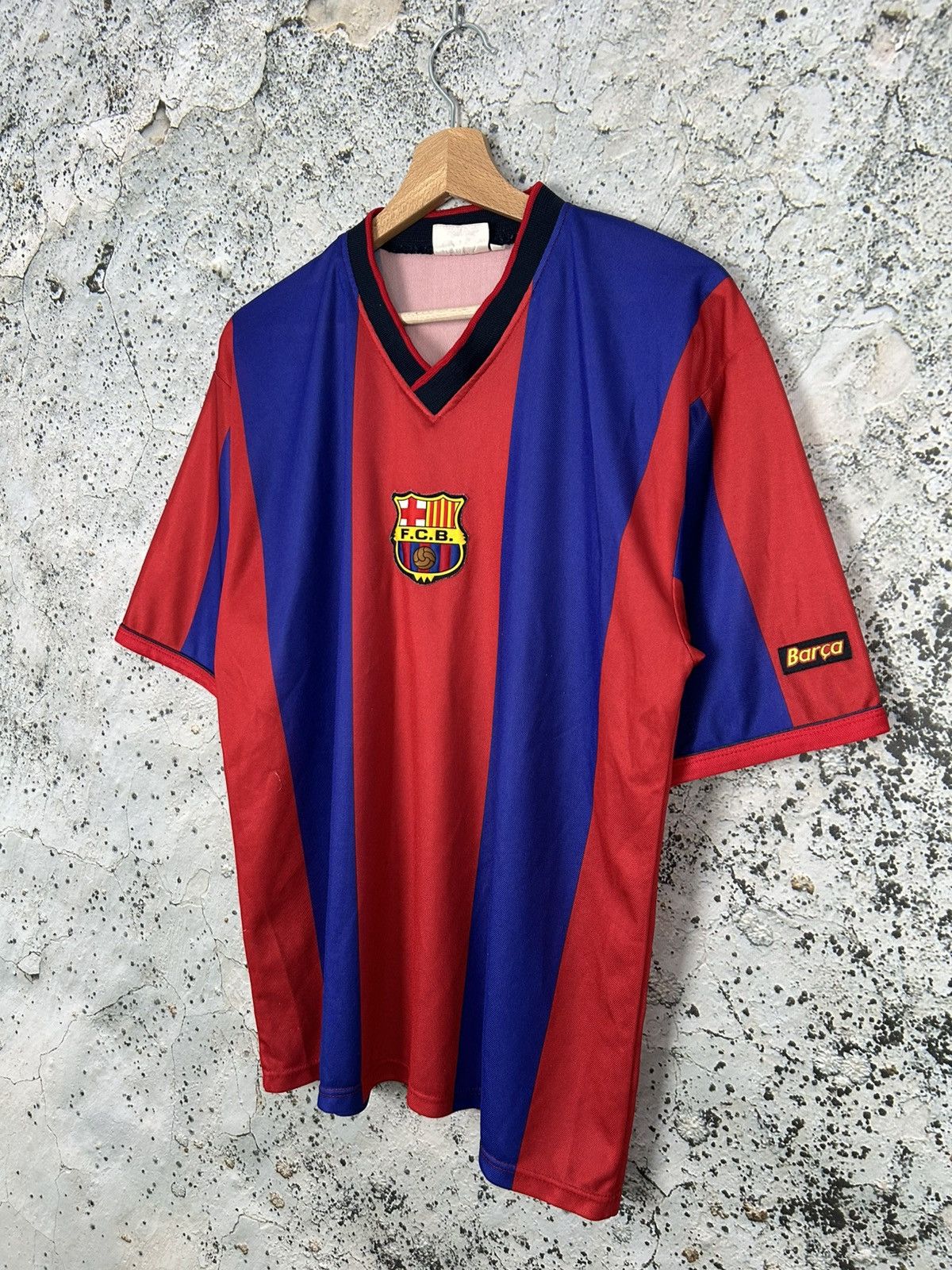 Vintage Vintage Rogers FC Barcelona Fan Club Jersey Football Soccer Size US M / EU 48-50 / 2 - 2 Thumbnail