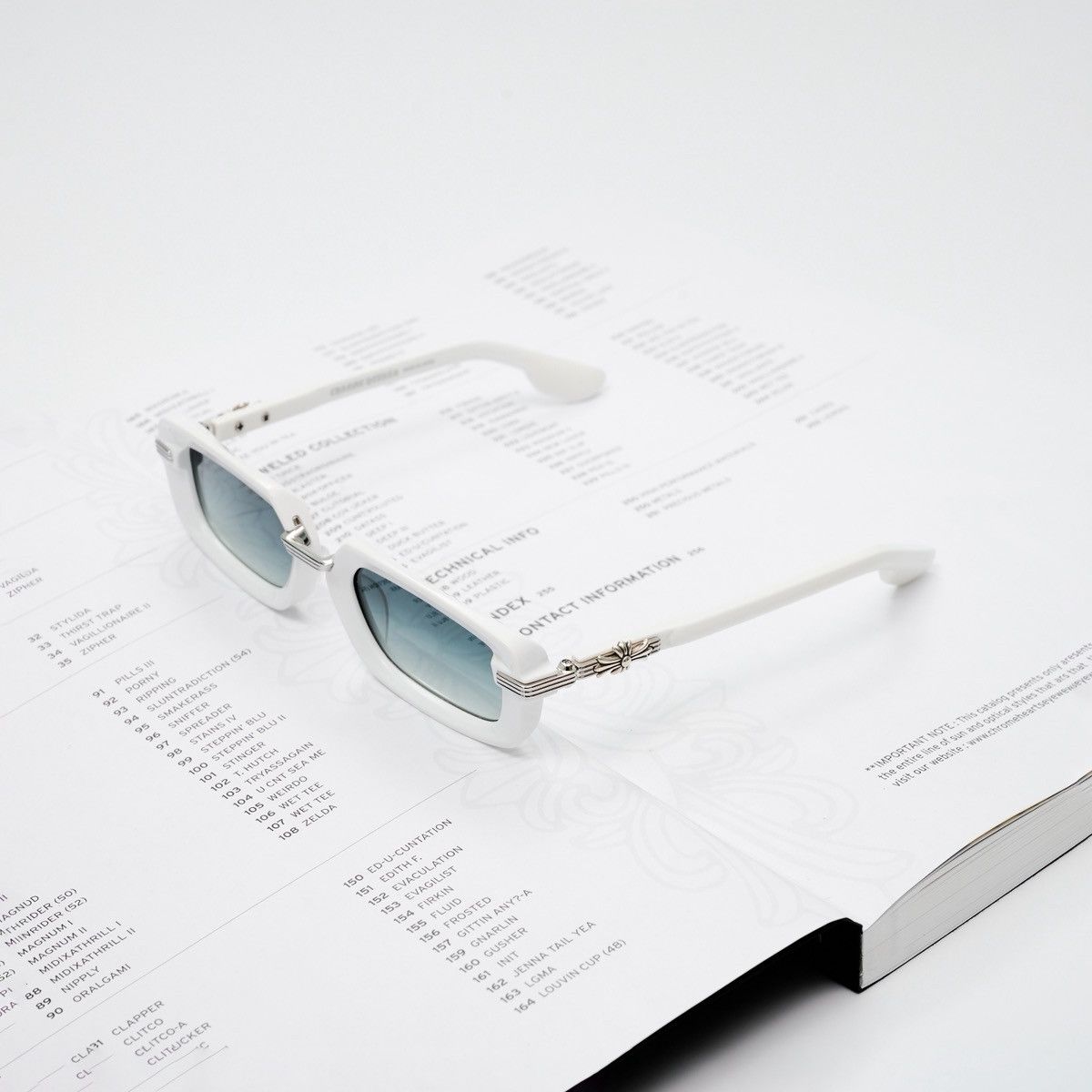 Chrome Hearts CHROME HEARTS ASSTRAVAGANT WHITE SUNGLASSES Size ONE SIZE - 1 Thumbnail