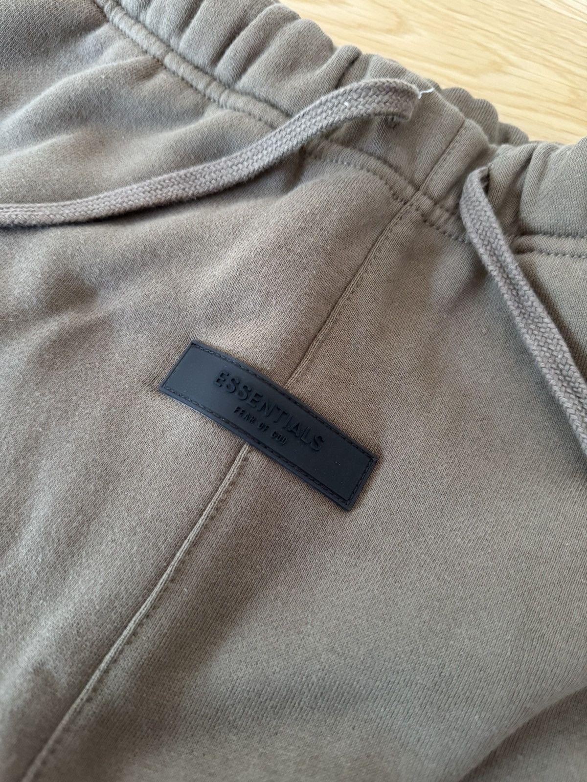 Fear of God Fear of God Essentials Fall 22 WOOD Sweatpants XS Size US 27 - 4 Thumbnail