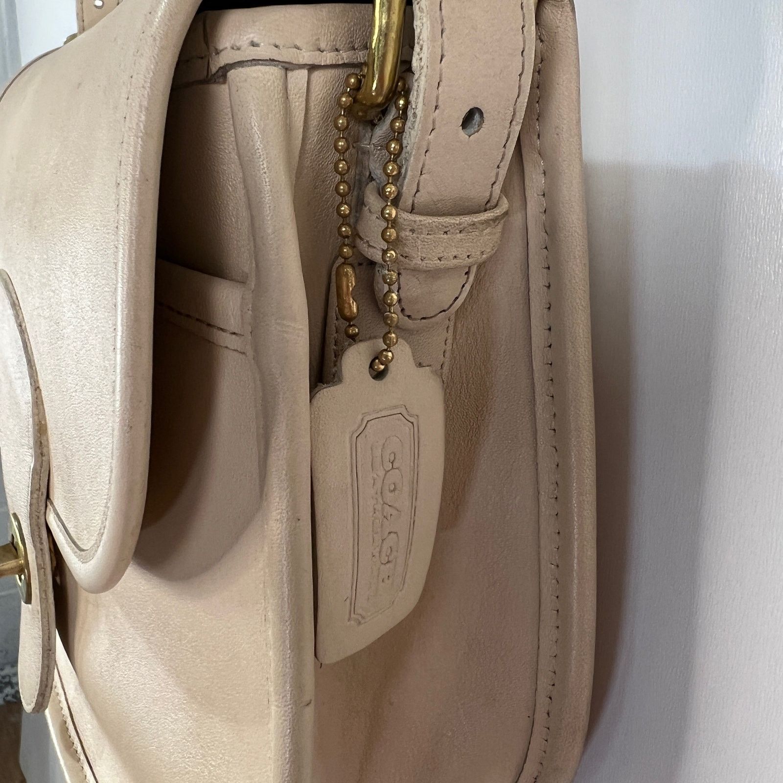 Coach × Vintage Vintage 80s Coach Saddlery Bag Bone Leather Crossbody 9535 Size ONE SIZE - 13 Thumbnail