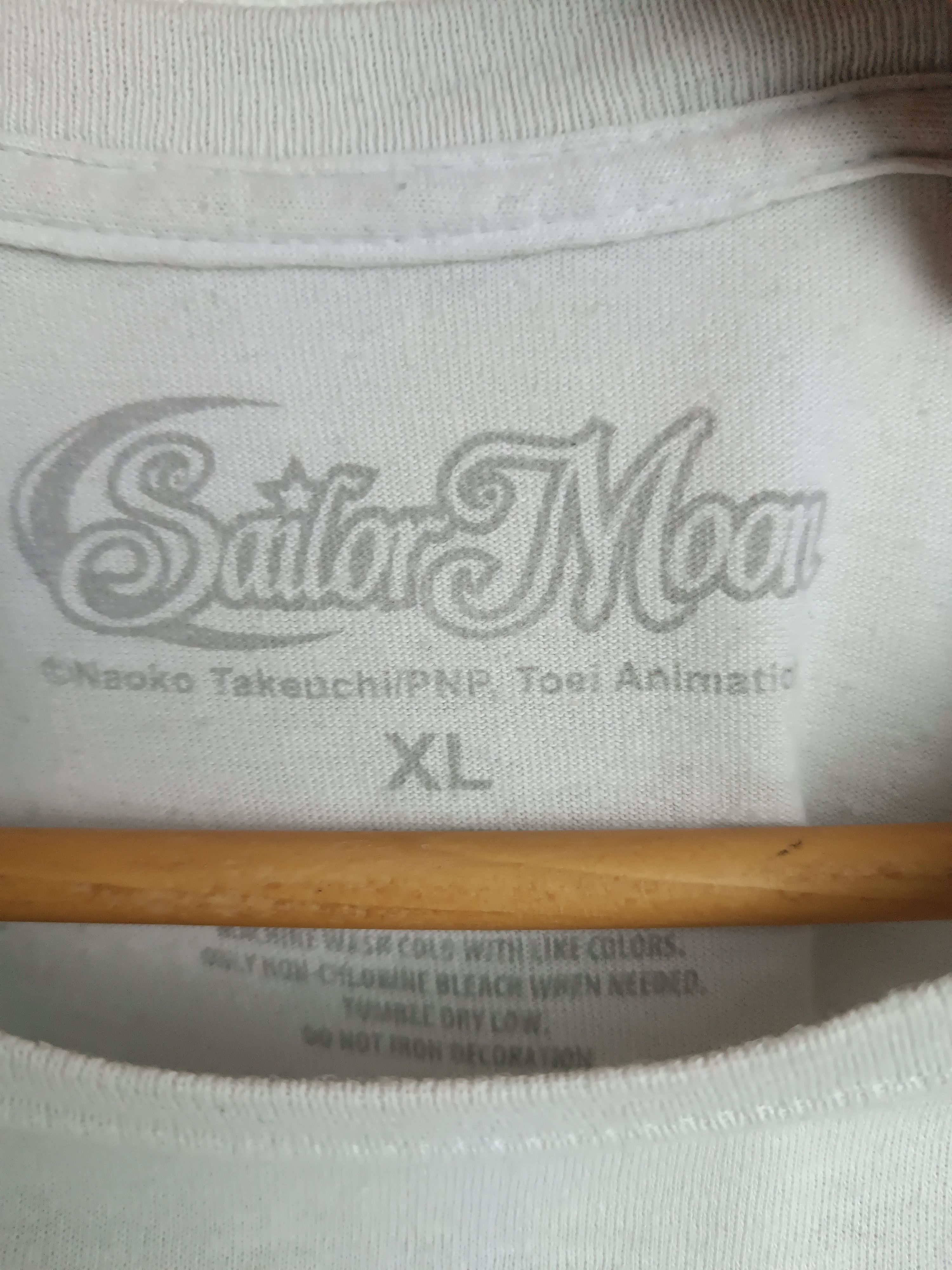 Anime VINTAGE SAILOR MOON ANIME MANGA TEE INUYASHA Size US XL / EU 56 / 4 - 8 Thumbnail