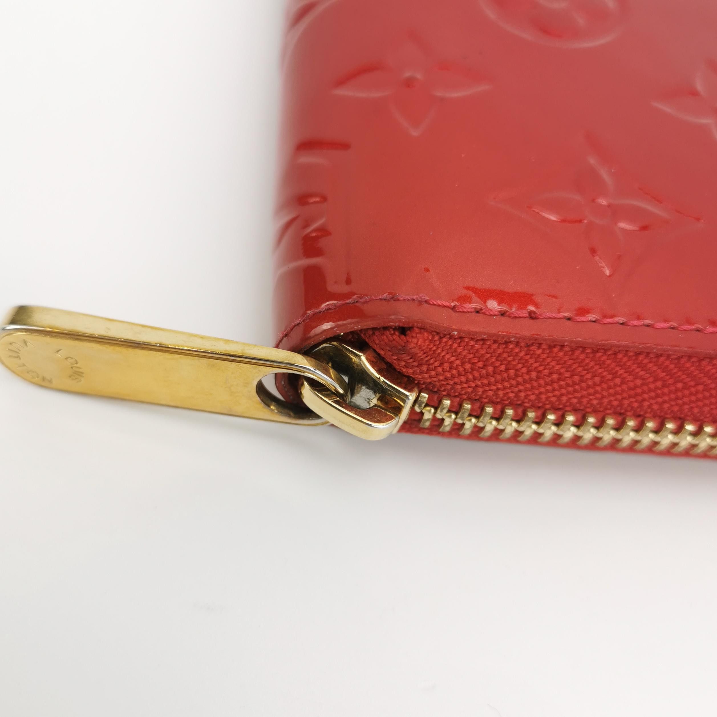 Louis Vuitton Louis Vuitton (LV) Zippy patent leather embossed monogram z Size ONE SIZE - 5 Thumbnail
