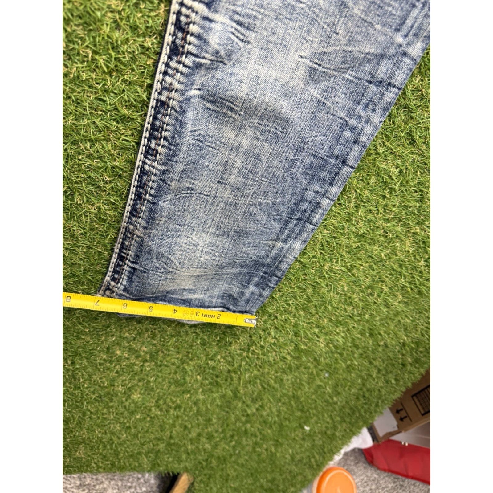Vintage Rock Revival Jeans Men 31 Blue Priam Straight Denim 5-Pocket Distressed Regular Fit USA Rock Grunge Style Pants Size US 31 - 4 Thumbnail