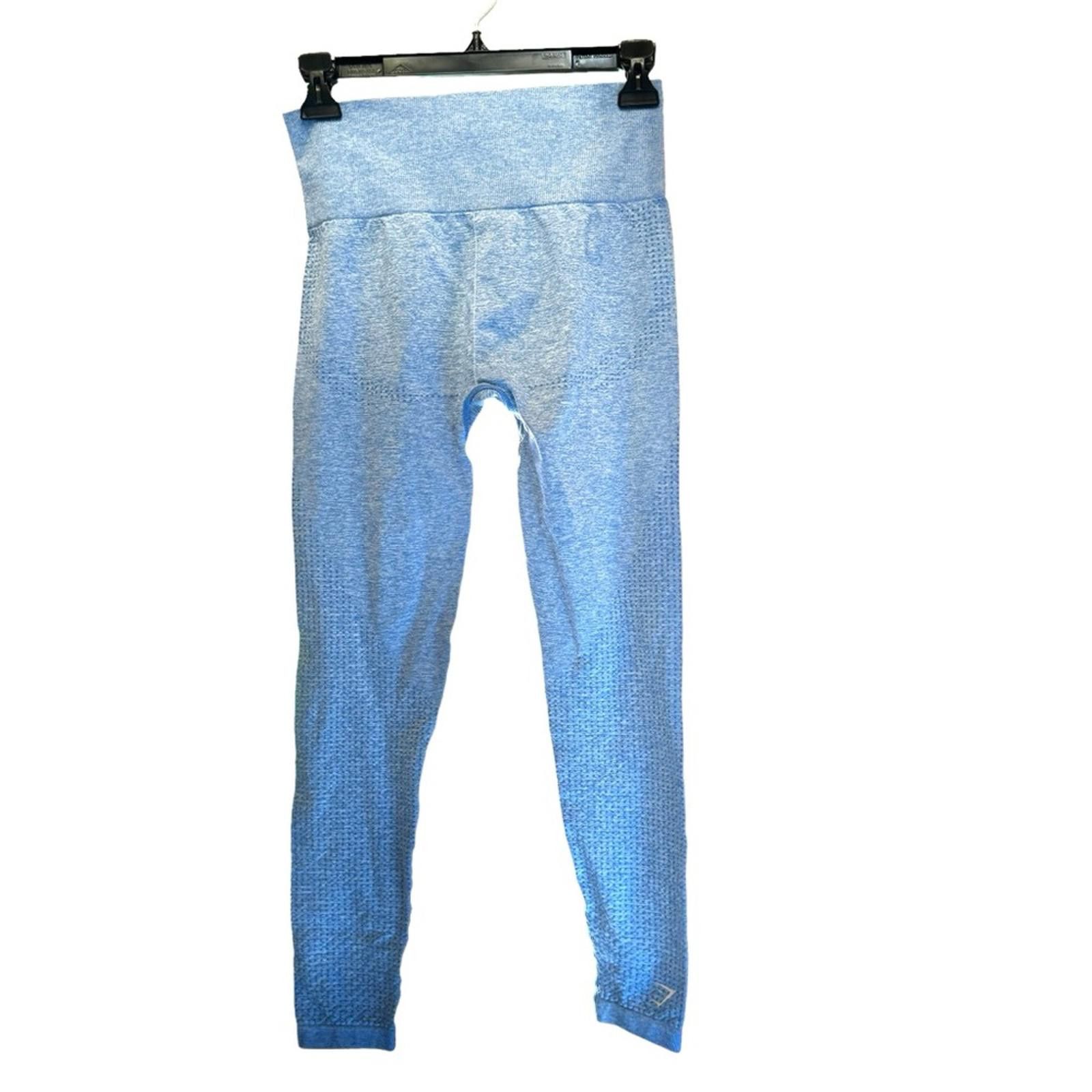Gymshark NWOT. Gym Shark. Blue Capri Yoga pants. Size Small. Size 28" / US 6 / IT 42 - 3 Thumbnail