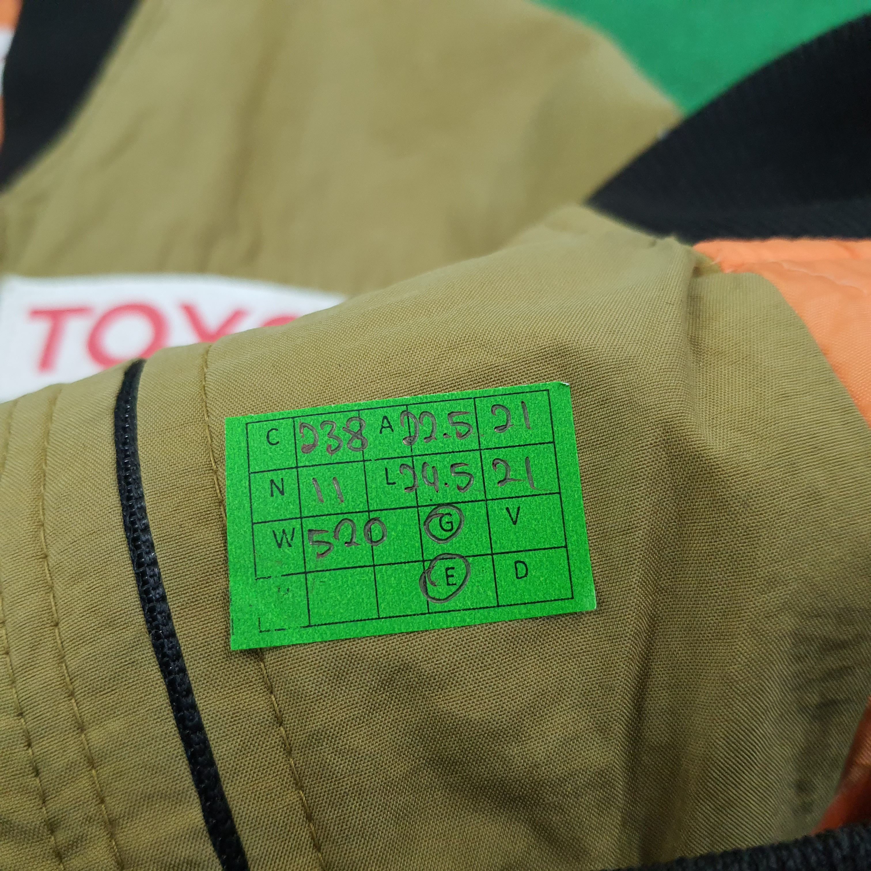Other Vintage TOYOTA Japan Motor Sports Bomber Jacket C238N11 Size US M / EU 48-50 / 2 - 7 Thumbnail