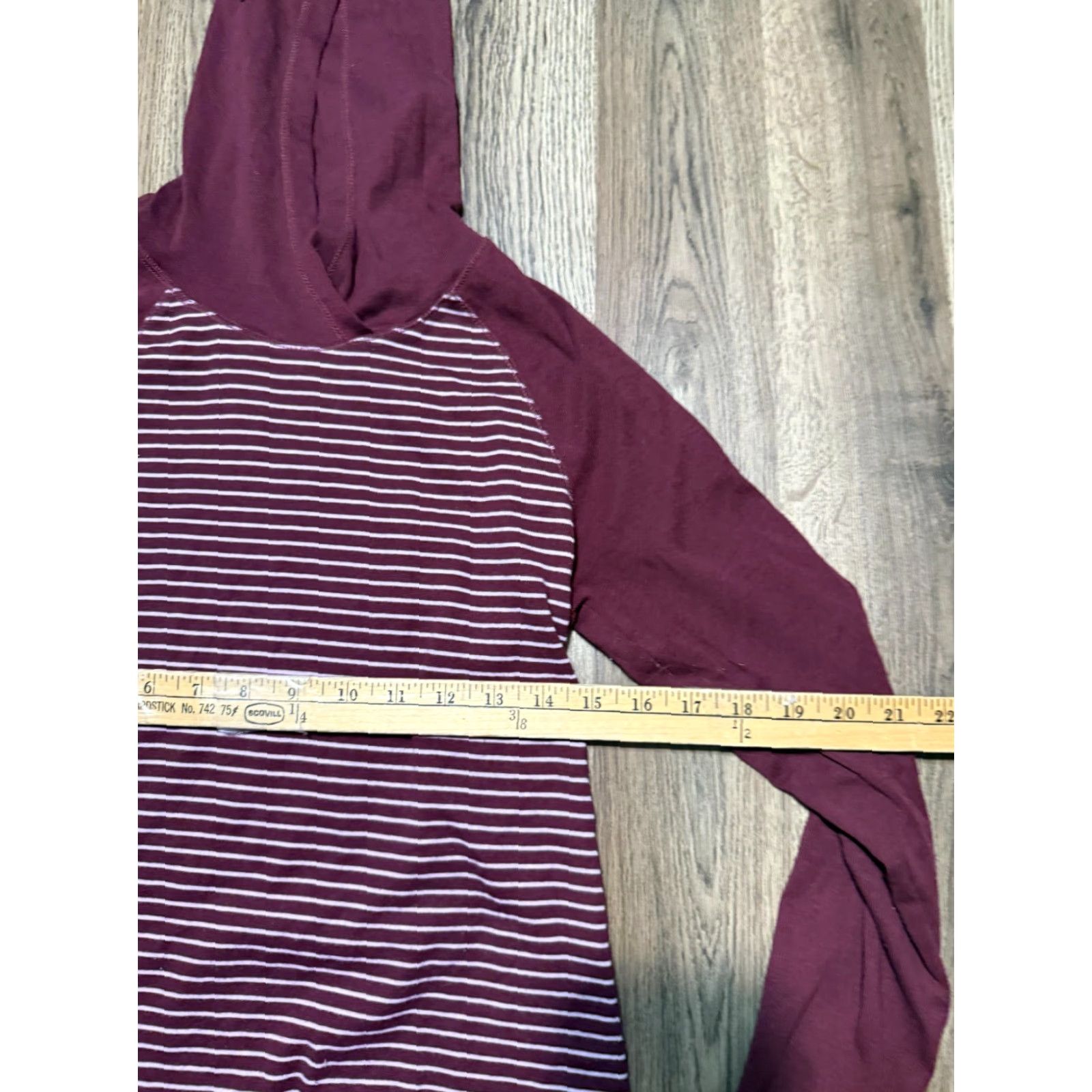 Eddie Bauer Eddie Bauer Shirt Women's Size Small Red White Striped Long Sleeve Shirt Size S / US 4 / IT 40 - 4 Thumbnail
