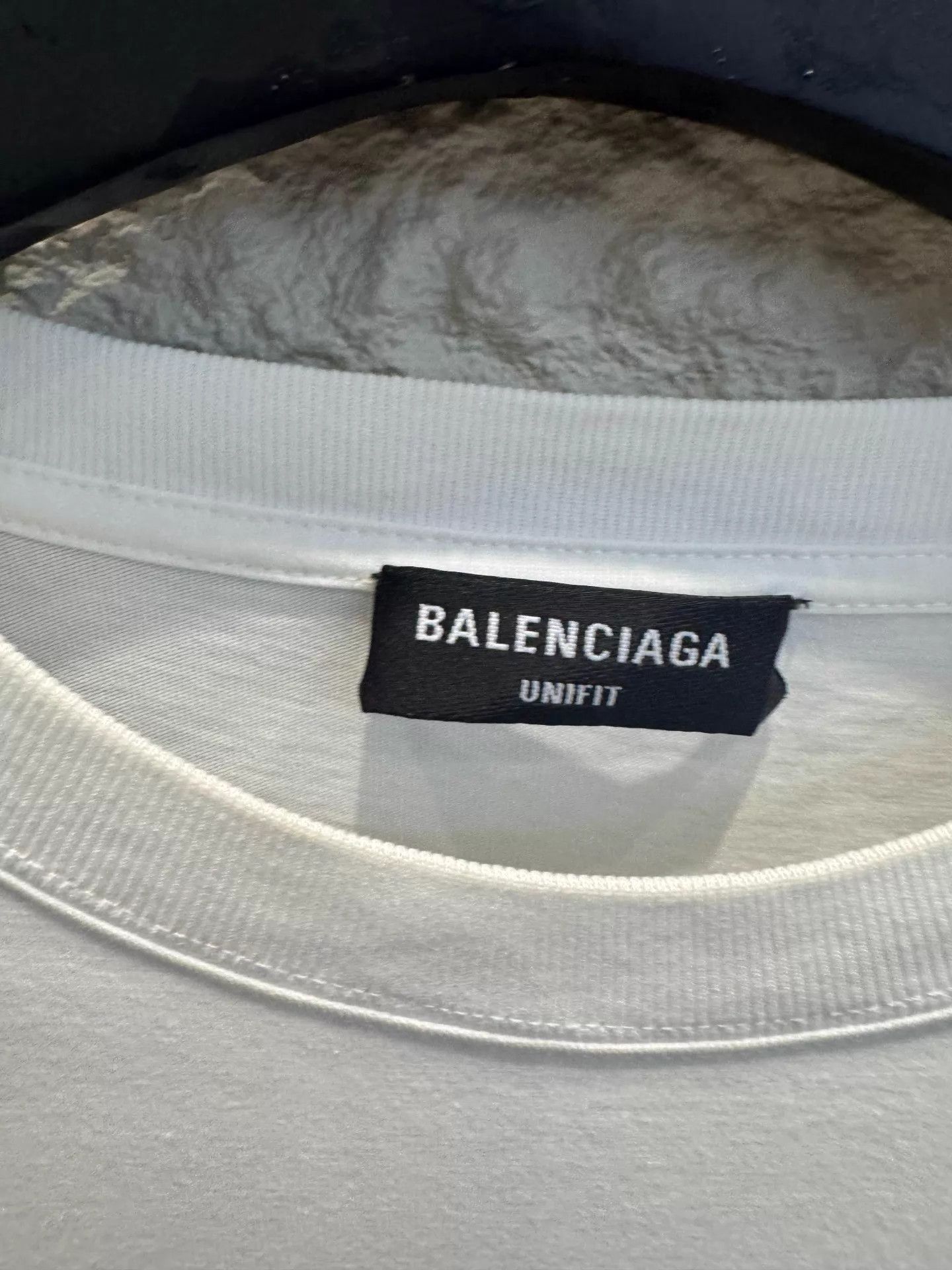 Balenciaga Balenciaga White Embroidered BB UNIFIT XS T-shirt Unisex Size US XS / EU 42 / 0 - 3 Thumbnail