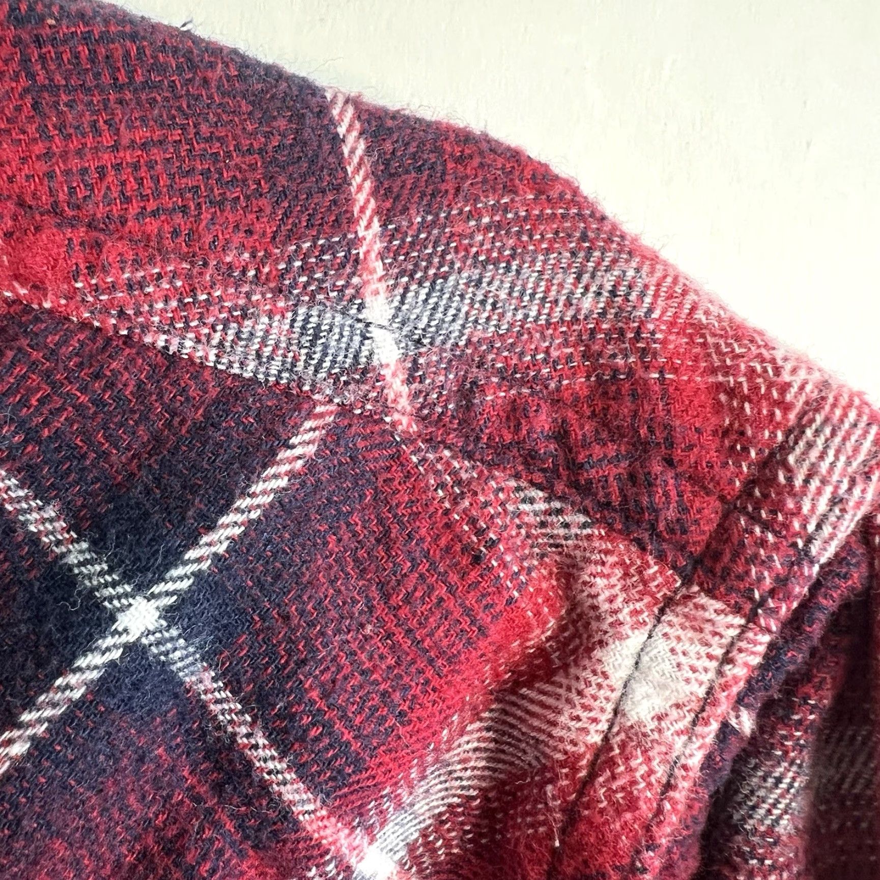 Vintage VINTAGE Pearl Plaid Western Flannel Shirt Men’s L Red Pearl Snap Button-Up Long Sleeve Size US L / EU 52-54 / 3 - 4 Thumbnail