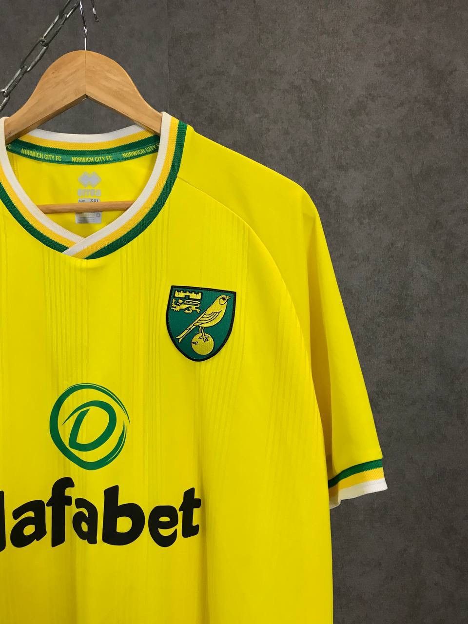 Other Norwich soccer jersey Size US XXL / EU 58 / 5 - 2 Thumbnail