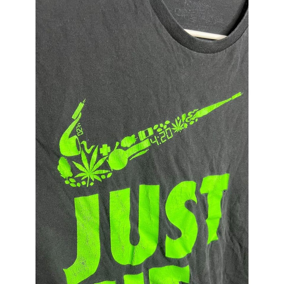 Other Boot Nike "just hit it" smoking 420 t shirt sz LG Size US L / EU 52-54 / 3 - 3 Thumbnail