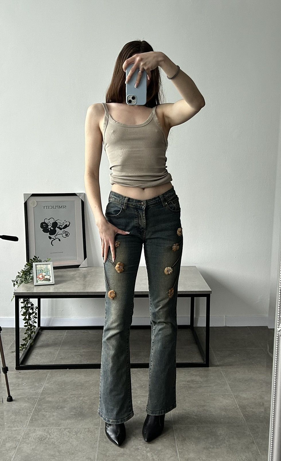Vintage Vintage Washed Fur Low Rise Jeans Y2K Size 26" / US 2 / IT 38 - 1 Thumbnail