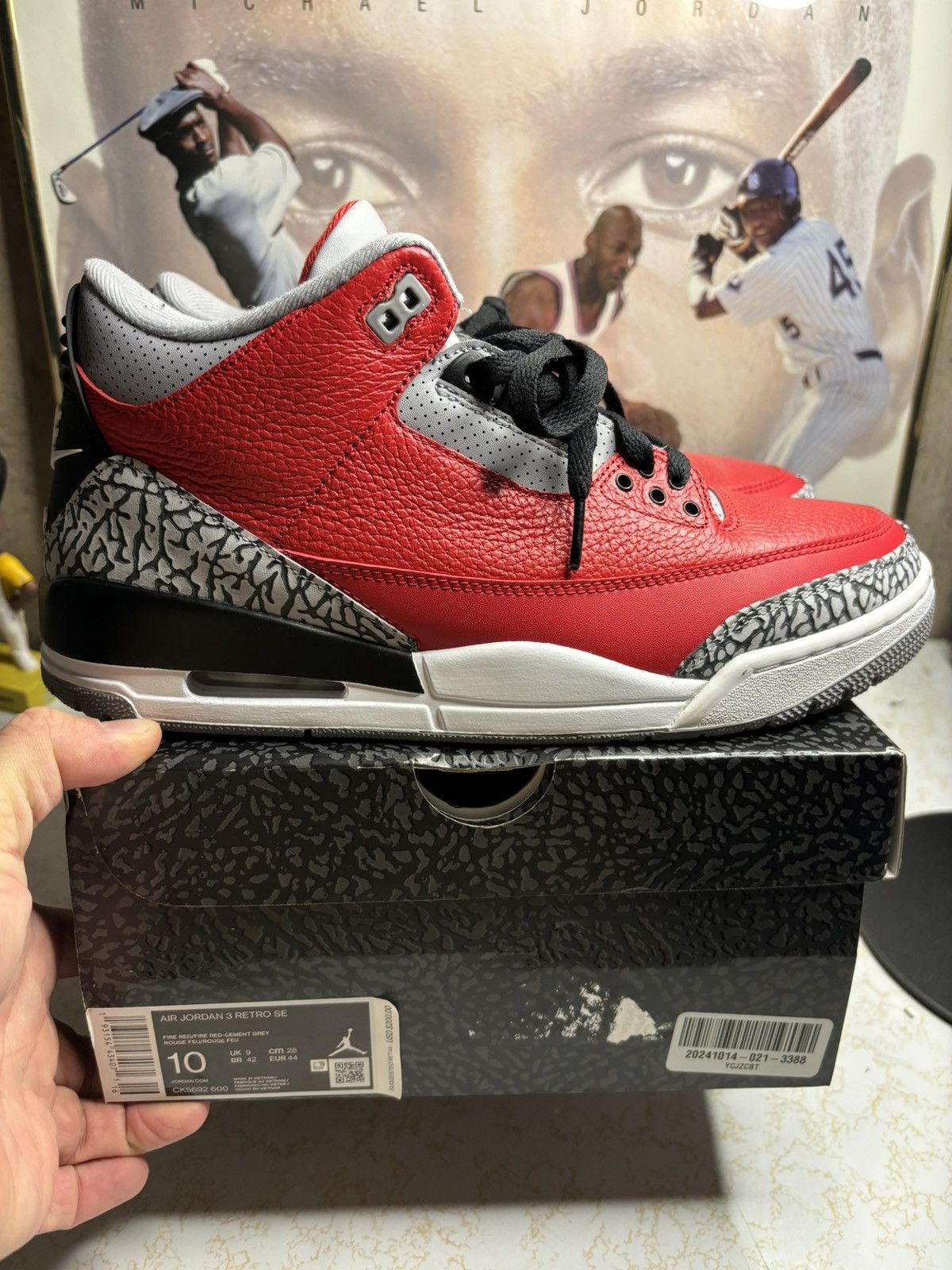 Air Jordan Retro SE Unite