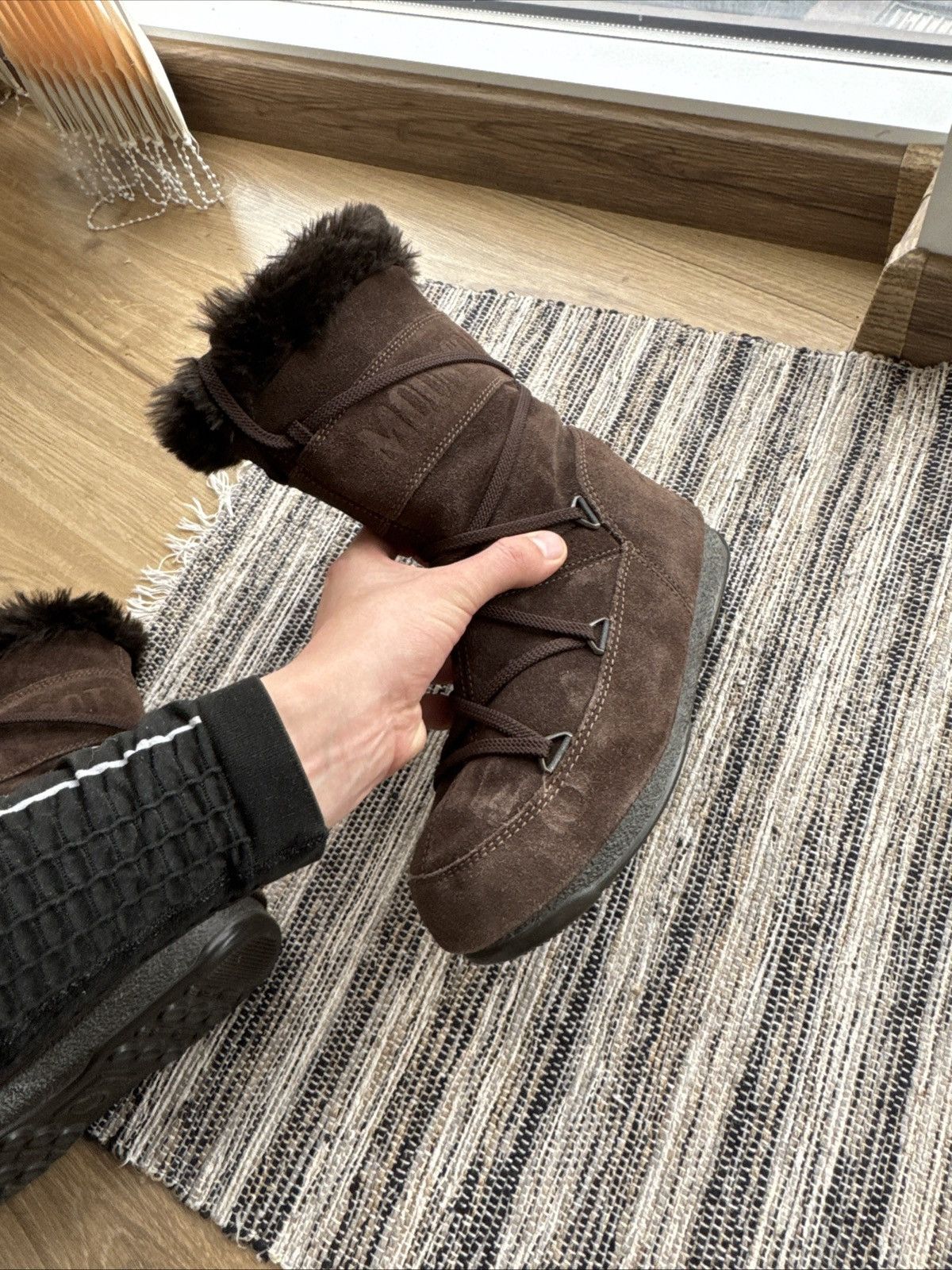 Moon Boot Moon Boot Suede Vintage Brown Hype Y2K Shoes Snow Boots Size US 6 / IT 36 - 9 Thumbnail