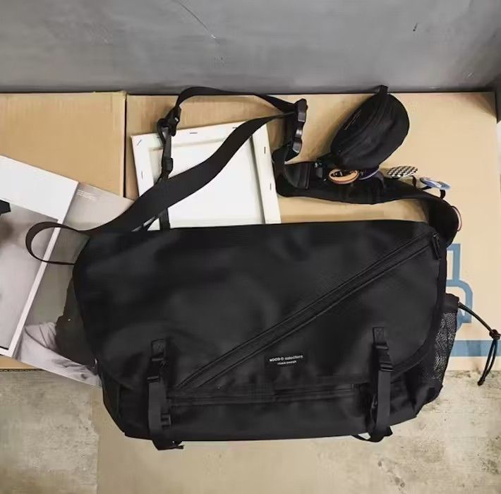 Japanese Brand hip hop messenger shoulder bag Size ONE SIZE - 12 Thumbnail