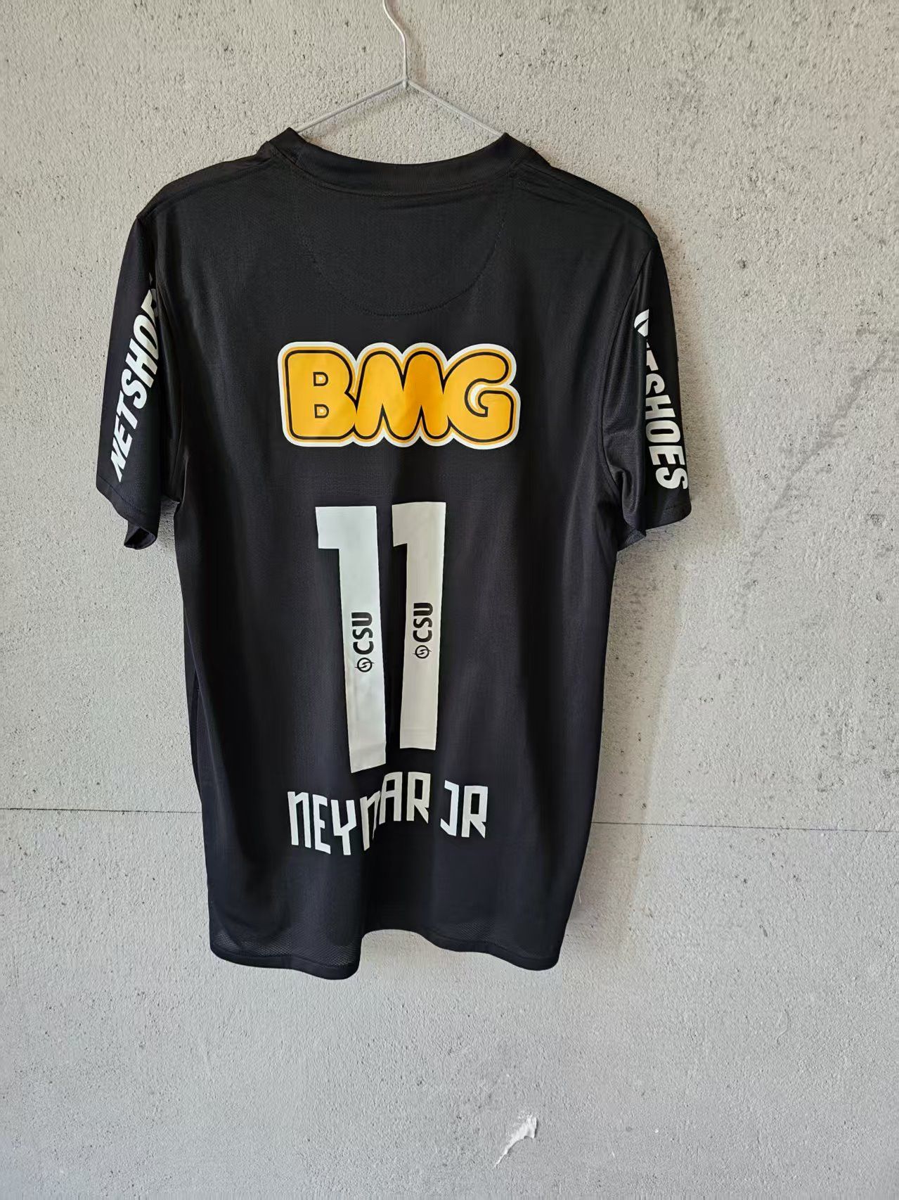 Other Vintage Santos FC 11 Neymar Jersey Black Size US L / EU 52-54 / 3 - 1 Thumbnail