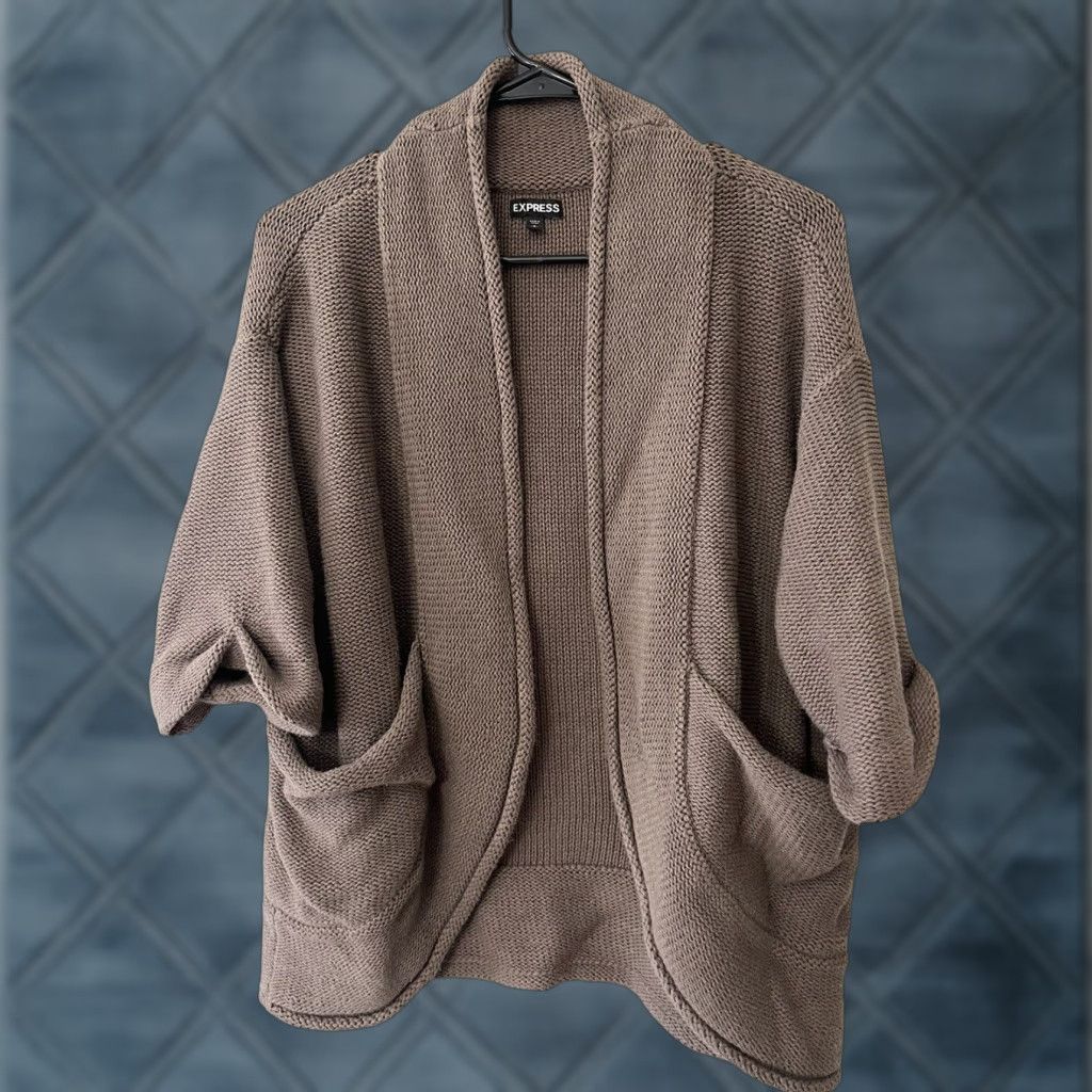 Express VINTAGE Express Brown Short Sleeve Chunky Knit Open Front Cardigan Sweater Womens Size S Size S / US 4 / IT 40 - 1 Thumbnail