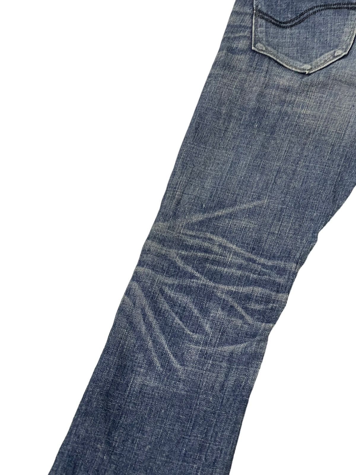 Japanese Brand Flare Jeans Lee Japan Distress Low Rise Stretch 7🟦3 Size US 31 - 15 Thumbnail