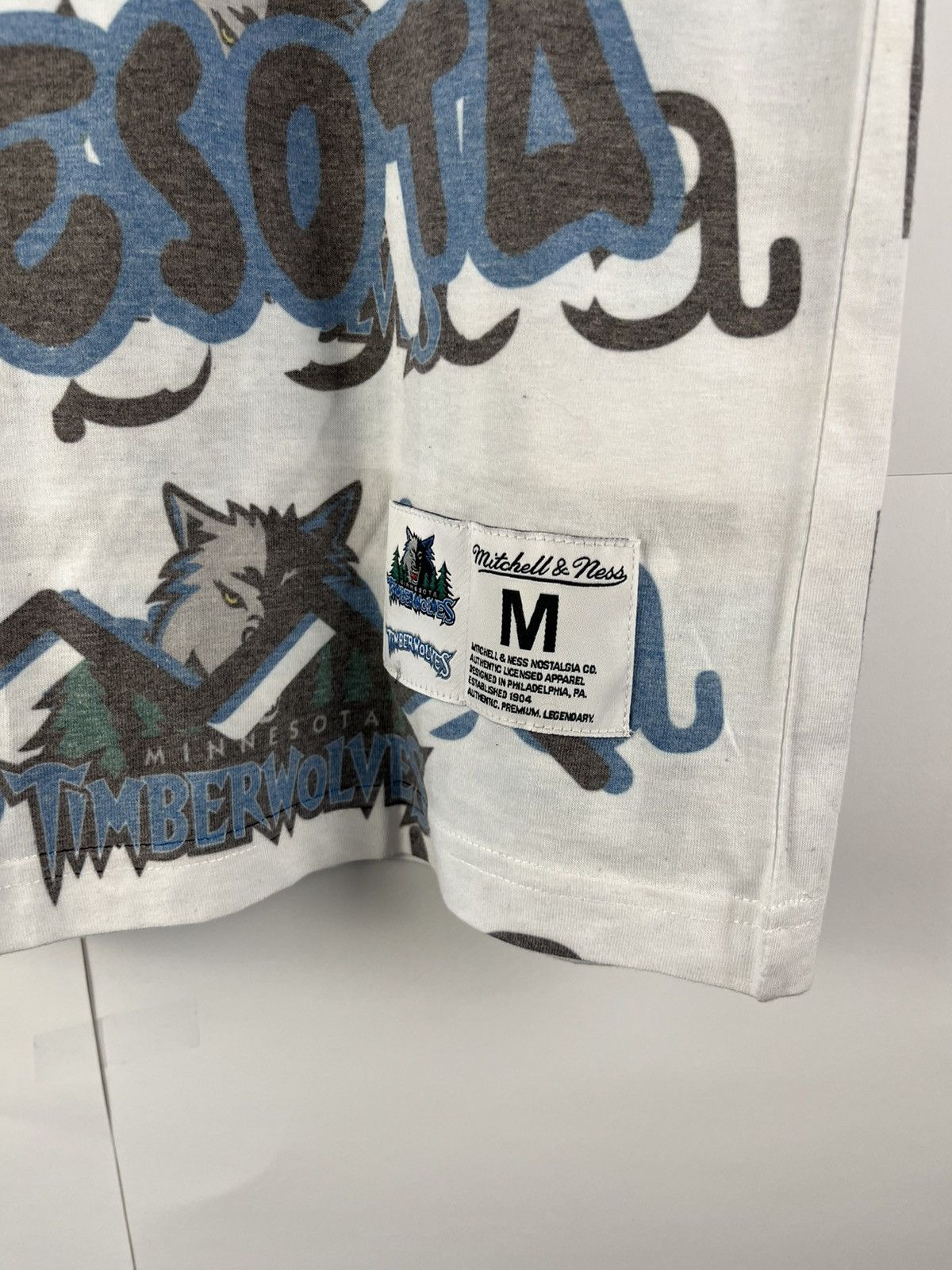 NBA Minnesota Timberwolves New! Full Print Mitchell & Ness Tee Size US M / EU 48-50 / 2 - 5 Thumbnail