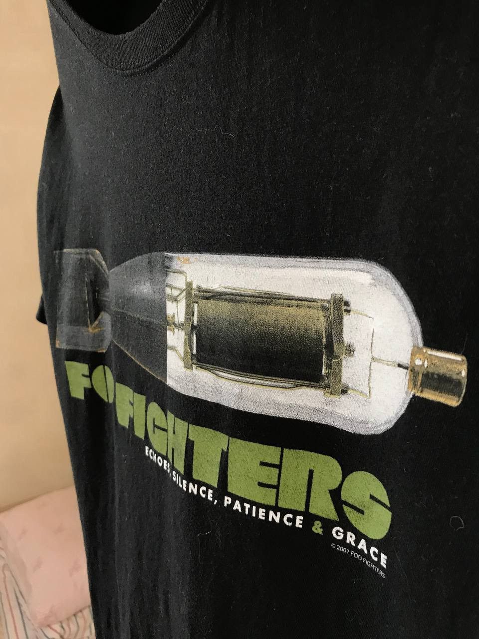 Band Tees 🔥 Foo Fighters 2007 Europe Tour Vintage Band T Shirt Tee Size US L / EU 52-54 / 3 - 8 Thumbnail
