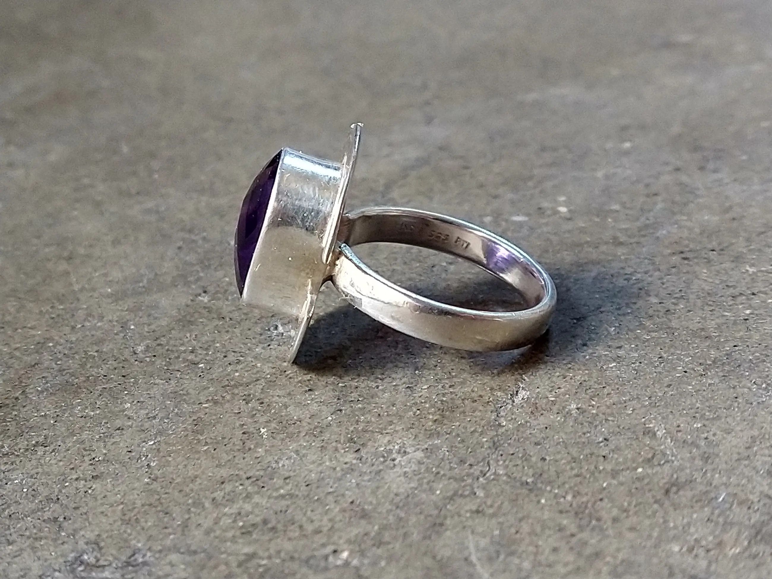 Vintage Vintage Sterling Silver Ring Purple Amethyst 11.75 Faceted Size ONE SIZE - 11 Thumbnail