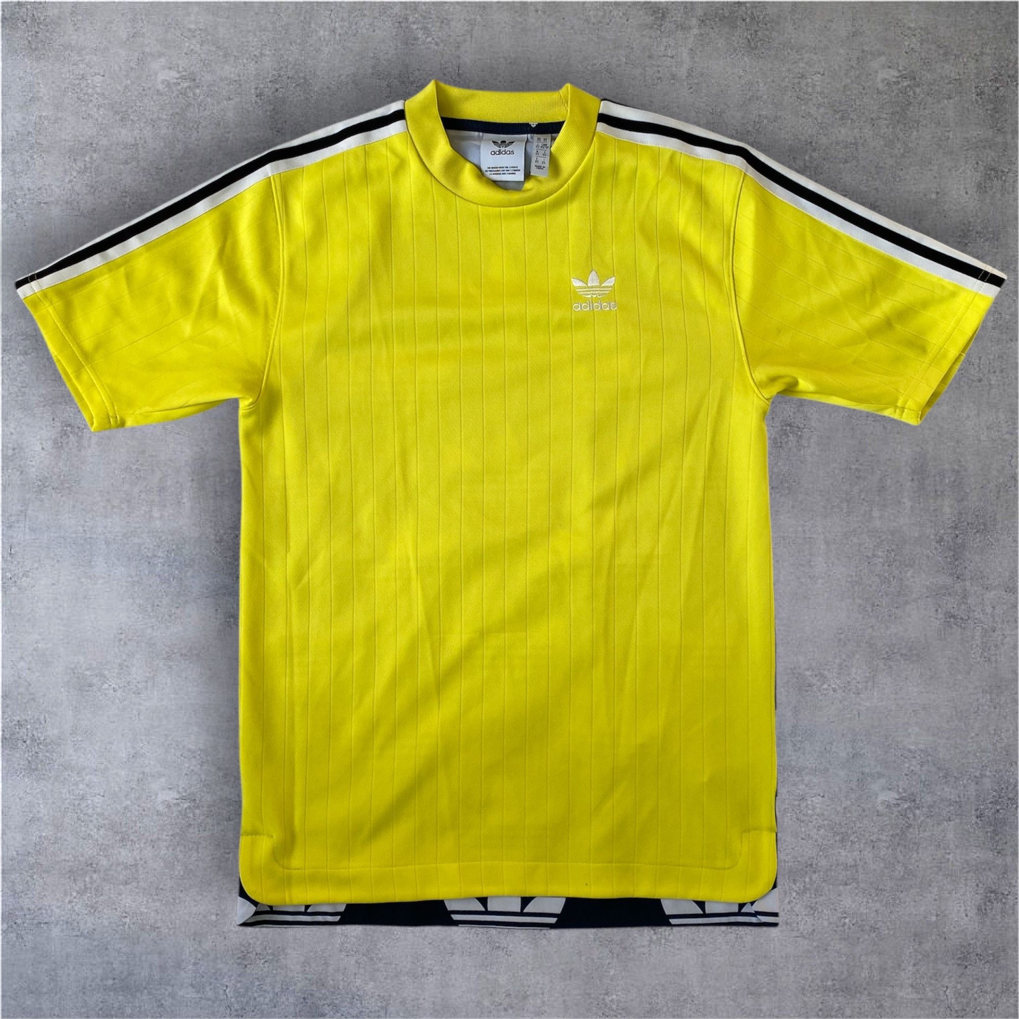 Adidas Adidas Shirt Size XS (Fits Like S-M) Size US XS / EU 42 / 0 - 1 Thumbnail