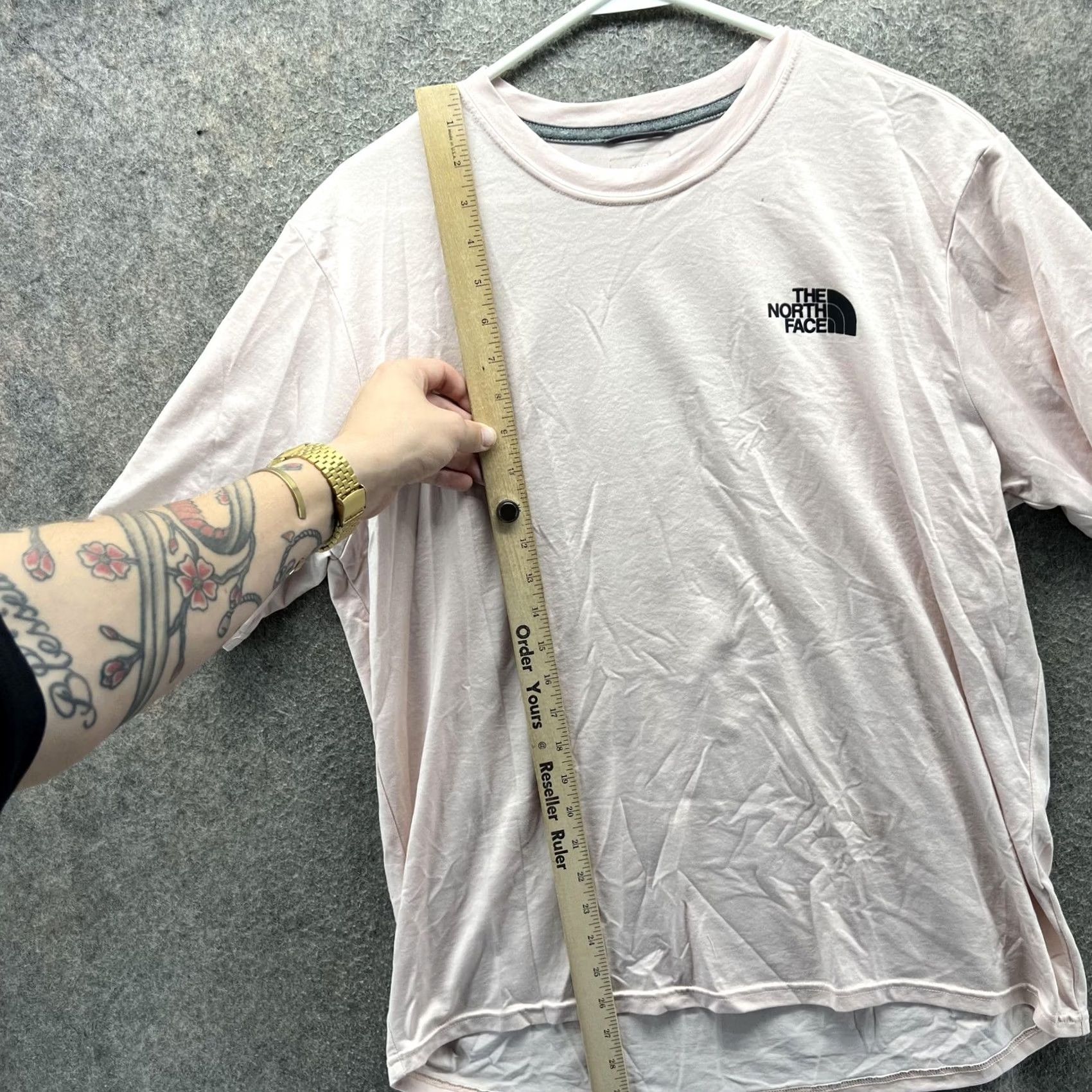 The North Face VINTAGE The North Face Shirt Mens Large Pink Active Fit Never Stop Exploring Tee Logo Shirt Mens Large Pink Active Fit Never Stop Exploring Logo Tee Size US L / EU 52-54 / 3 - 5 Thumbnail