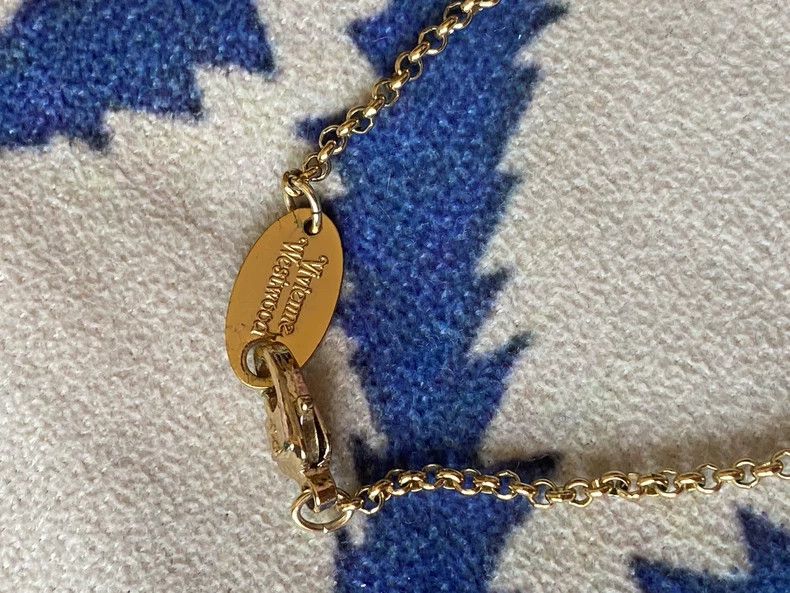 Vivienne Westwood Vivienne Westwood Used golden Orb Saturn necklace Size ONE SIZE - 7 Thumbnail