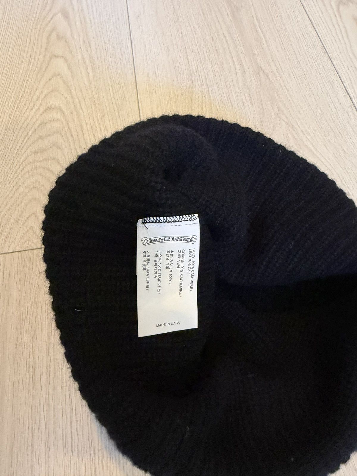 Chrome Hearts Chrome Hearts Black & Red Triple Star Leather Patch Beanie Size ONE SIZE - 9 Thumbnail